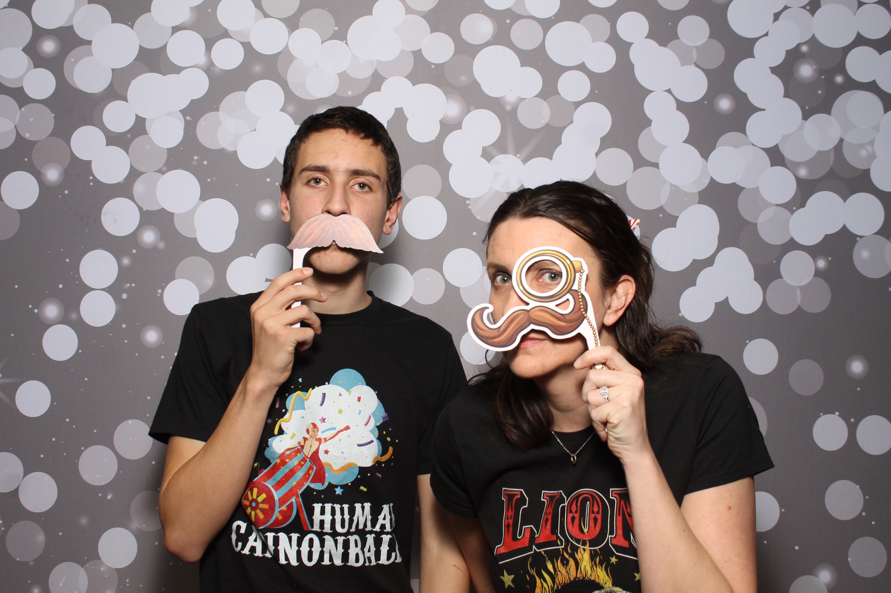 Sycamore Odd Couples Ball | View more photos from the event at gallery.photoboothcincy.com/u/PhotoBoothCincy/Sycamore-Odd-Couples-Ball