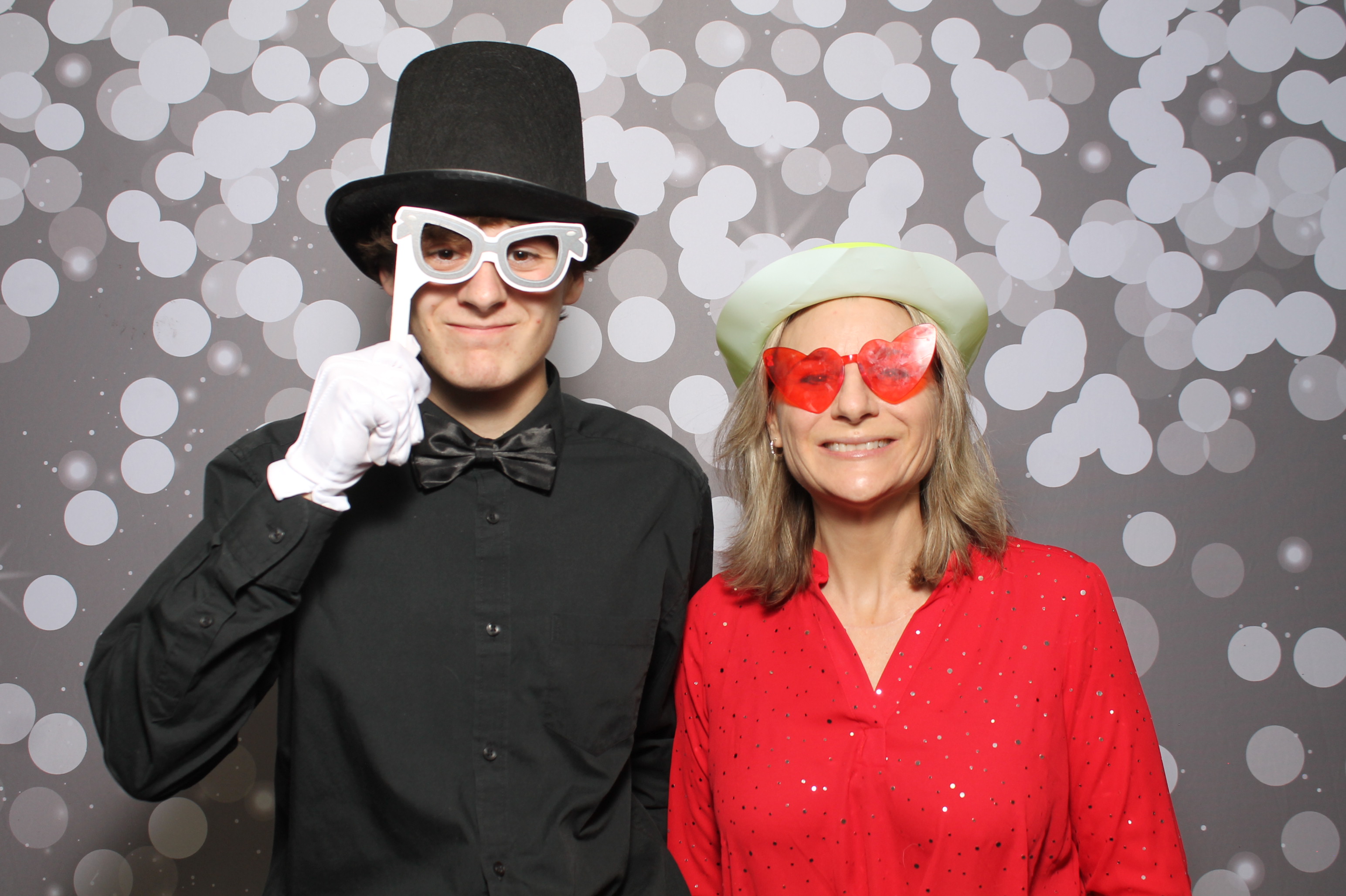 Sycamore Odd Couples Ball | View more photos from the event at gallery.photoboothcincy.com/u/PhotoBoothCincy/Sycamore-Odd-Couples-Ball