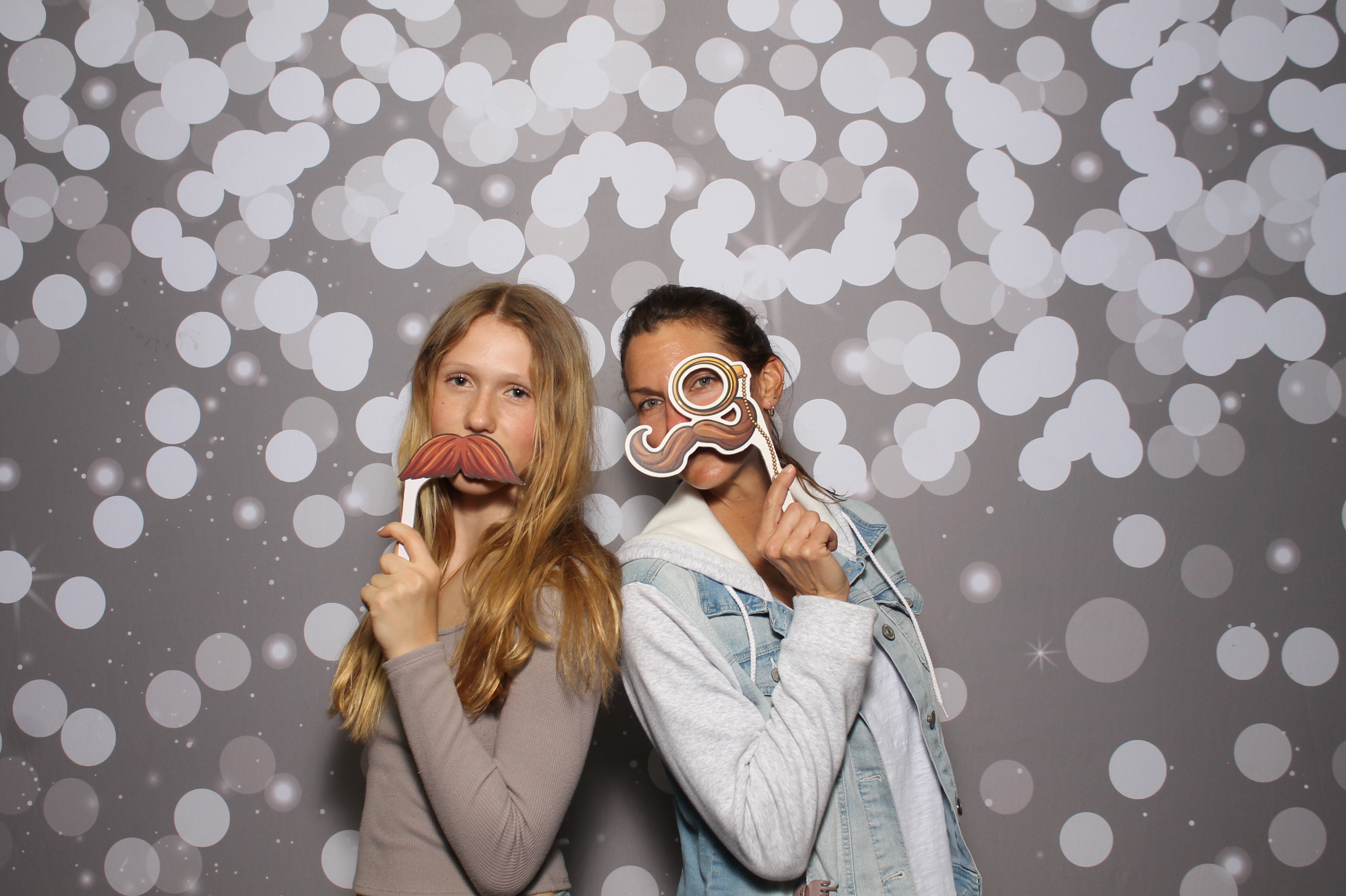 Sycamore Odd Couples Ball | View more photos from the event at gallery.photoboothcincy.com/u/PhotoBoothCincy/Sycamore-Odd-Couples-Ball