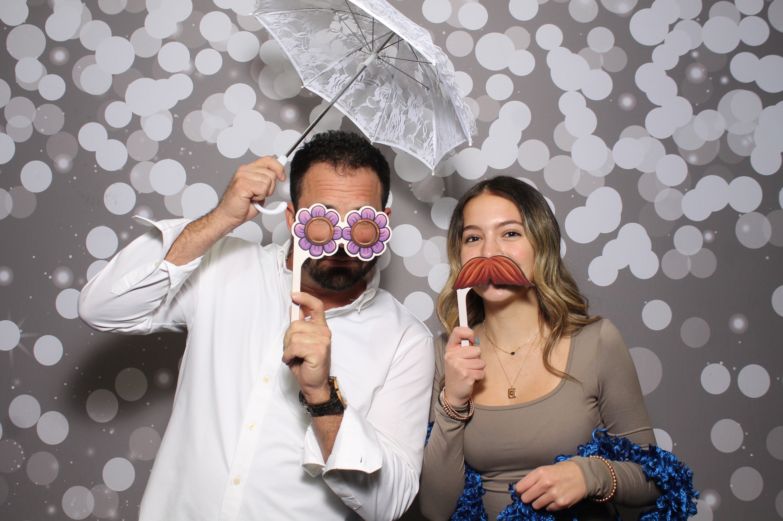 Sycamore Odd Couples Ball | View more photos from the event at gallery.photoboothcincy.com/u/PhotoBoothCincy/Sycamore-Odd-Couples-Ball
