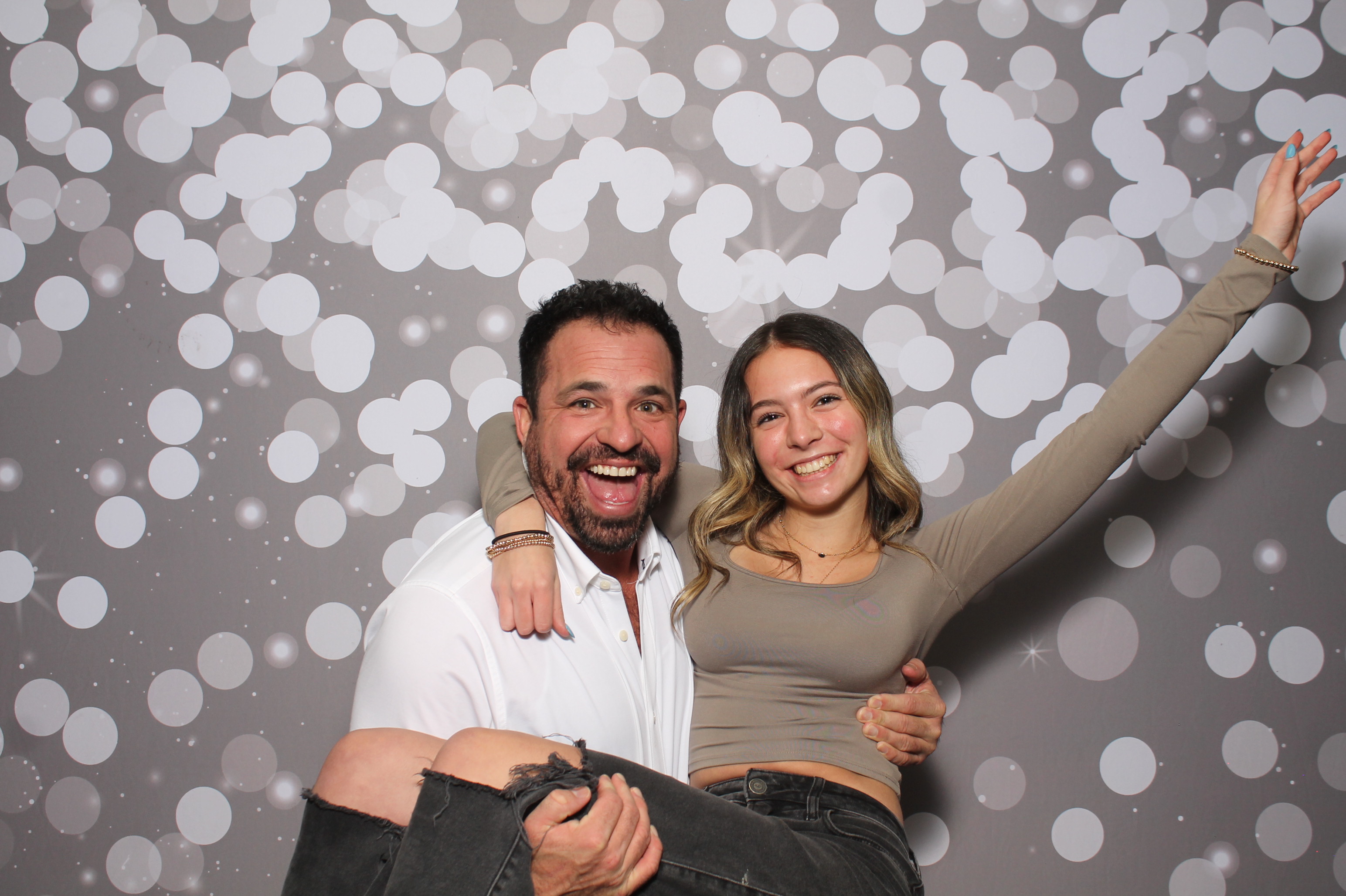 Sycamore Odd Couples Ball | View more photos from the event at gallery.photoboothcincy.com/u/PhotoBoothCincy/Sycamore-Odd-Couples-Ball