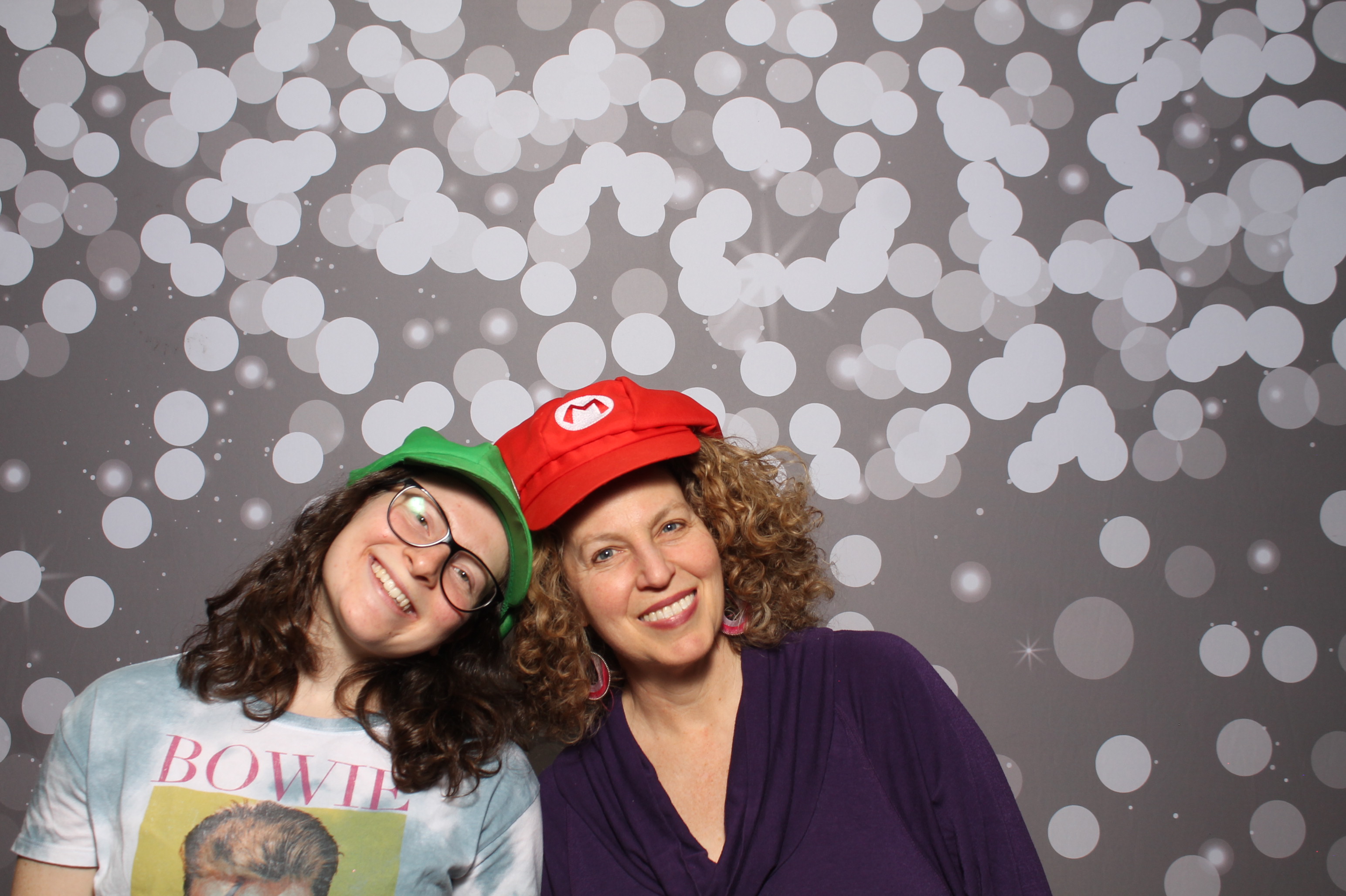 Sycamore Odd Couples Ball | View more photos from the event at gallery.photoboothcincy.com/u/PhotoBoothCincy/Sycamore-Odd-Couples-Ball