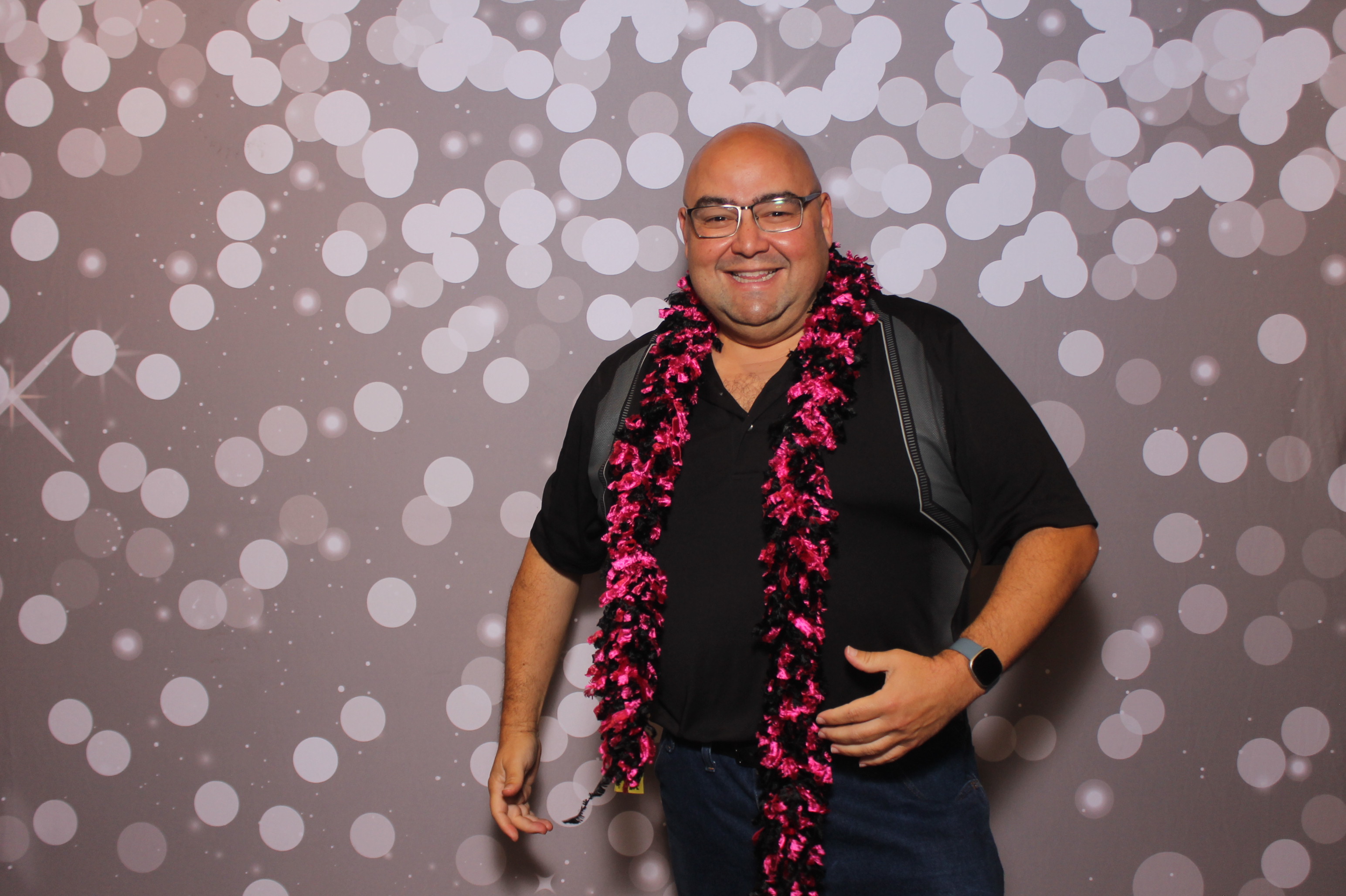 TQL Corporate event | View more photos from the event at gallery.photoboothcincy.com/u/PhotoBoothCincy/TQL-Corporate-event