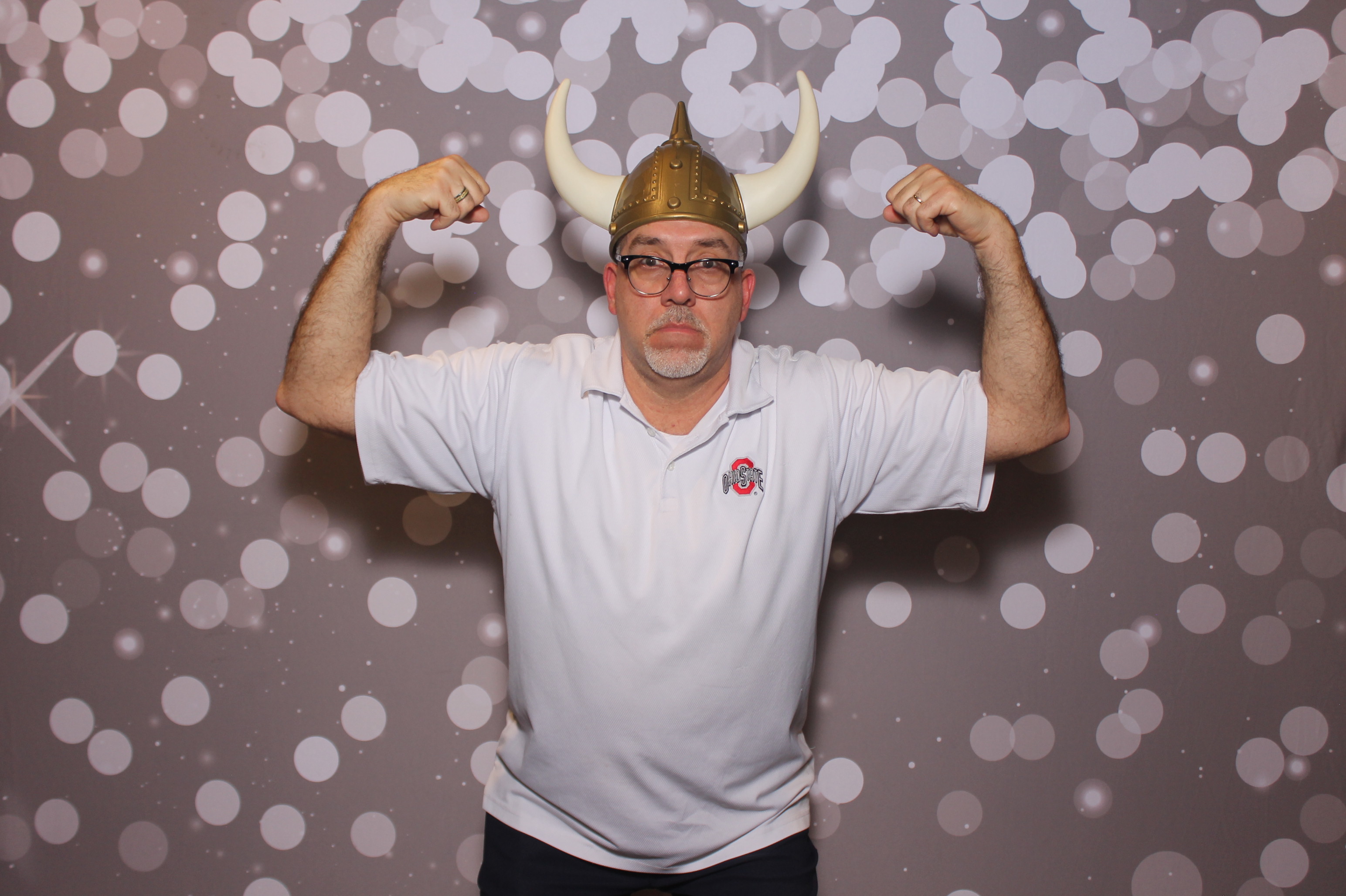 TQL Corporate event | View more photos from the event at gallery.photoboothcincy.com/u/PhotoBoothCincy/TQL-Corporate-event