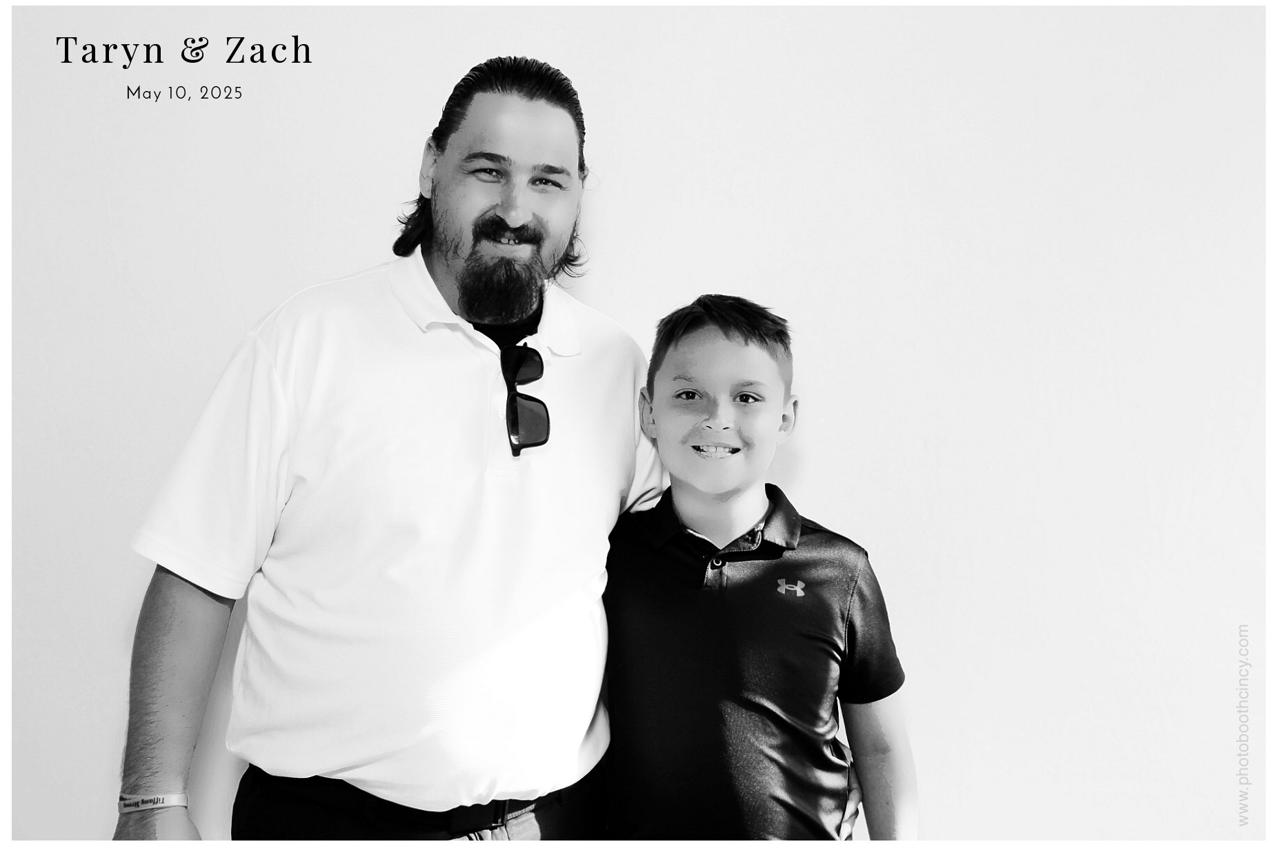 Taryn & Zach  | View more photos from the event at gallery.photoboothcincy.com/u/PhotoBoothCincy/Taryn-Zach