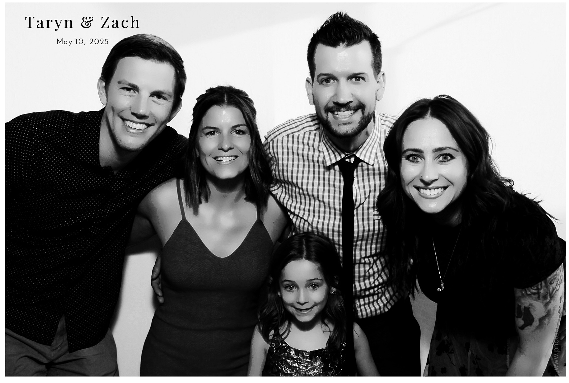 Taryn & Zach  | View more photos from the event at gallery.photoboothcincy.com/u/PhotoBoothCincy/Taryn-Zach