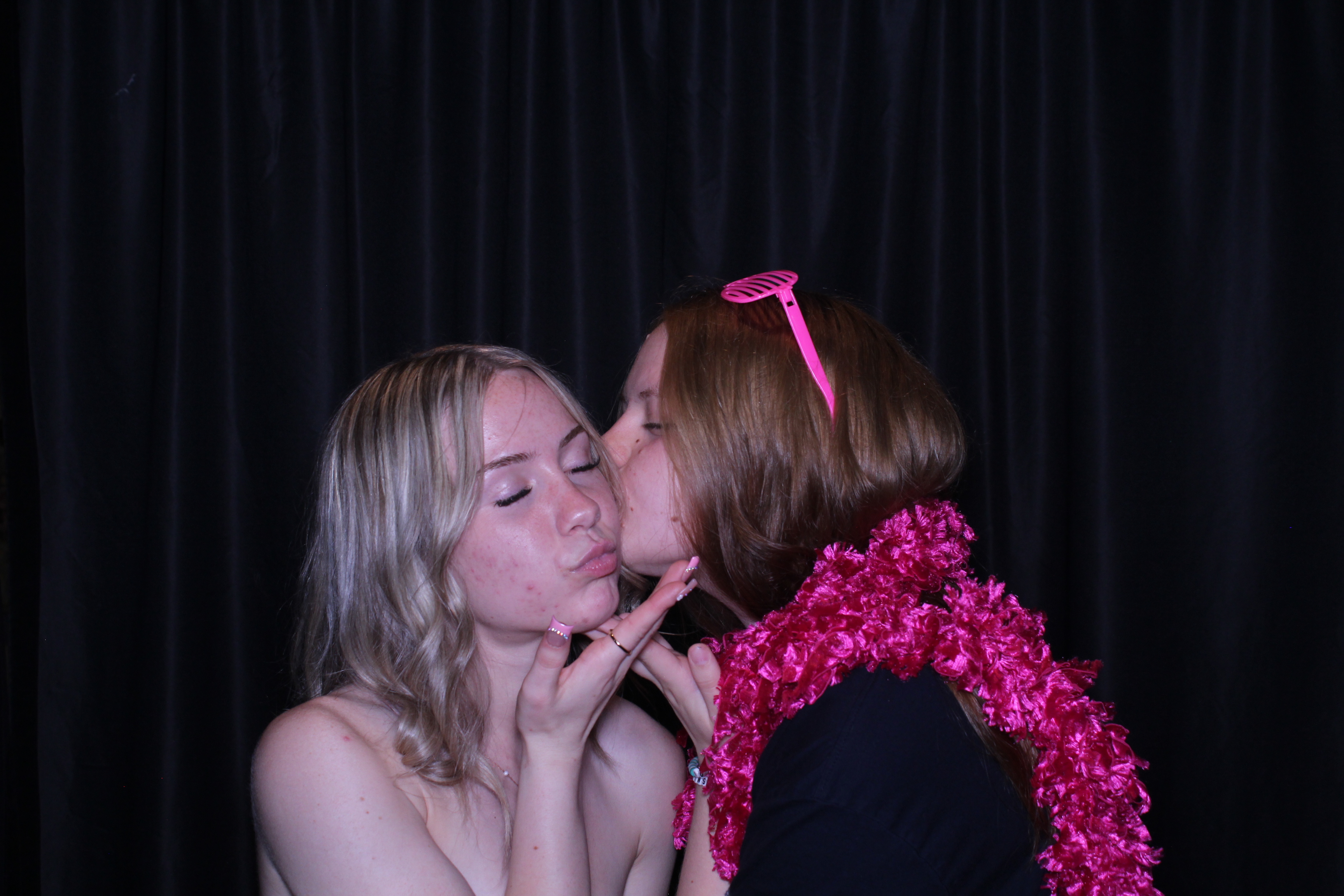 Tasha Grad Party | View more photos from the event at gallery.photoboothcincy.com/u/PhotoBoothCincy/Tasha-Grad-Party