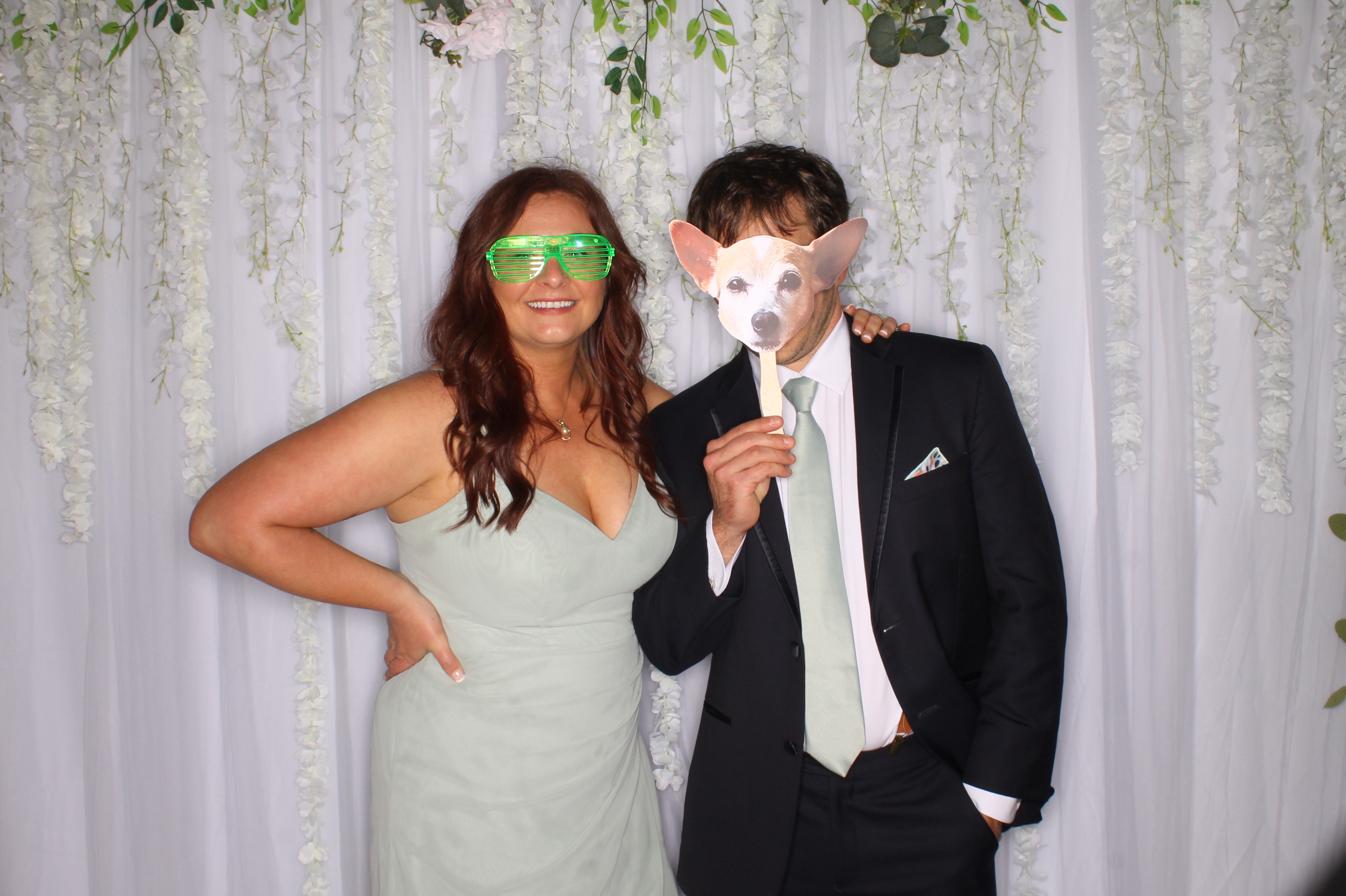 Taylor and Andrew's Wedding | View more photos from the event at gallery.photoboothcincy.com/u/PhotoBoothCincy/Taylor-and-Andrews-Wedding