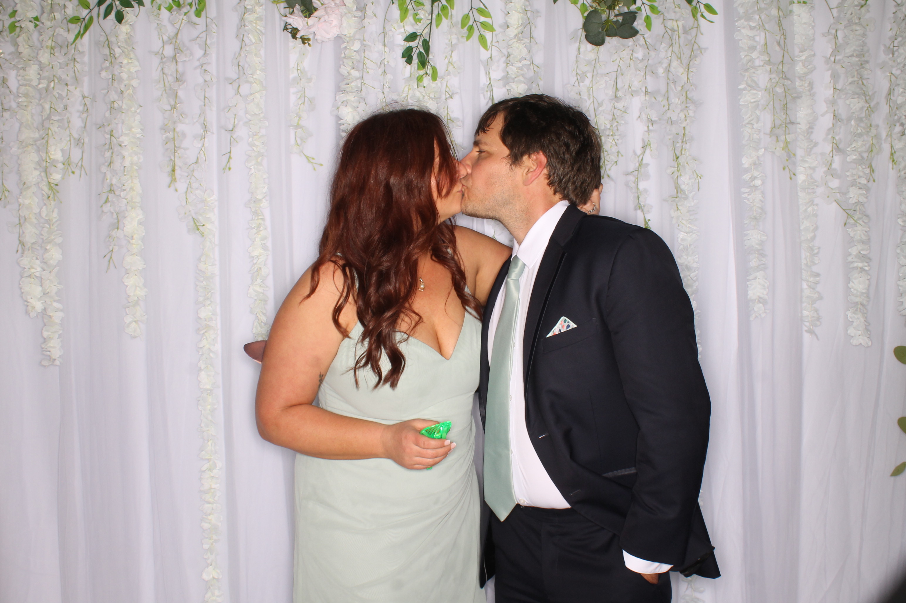 Taylor and Andrew's Wedding | View more photos from the event at gallery.photoboothcincy.com/u/PhotoBoothCincy/Taylor-and-Andrews-Wedding