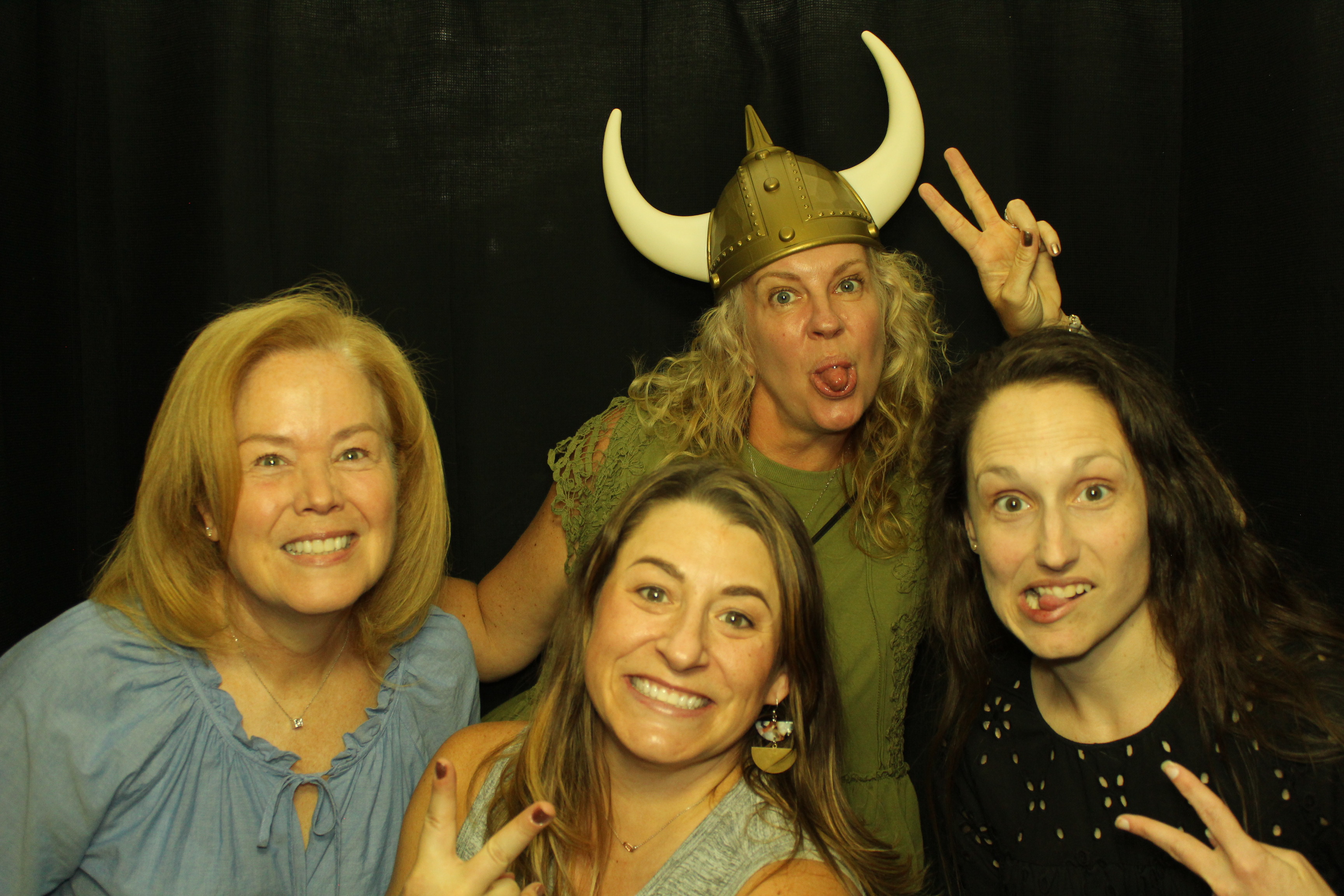 Tennis Club Closing Party | View more photos from the event at gallery.photoboothcincy.com/u/PhotoBoothCincy/Tennis-Club-Closing-Party