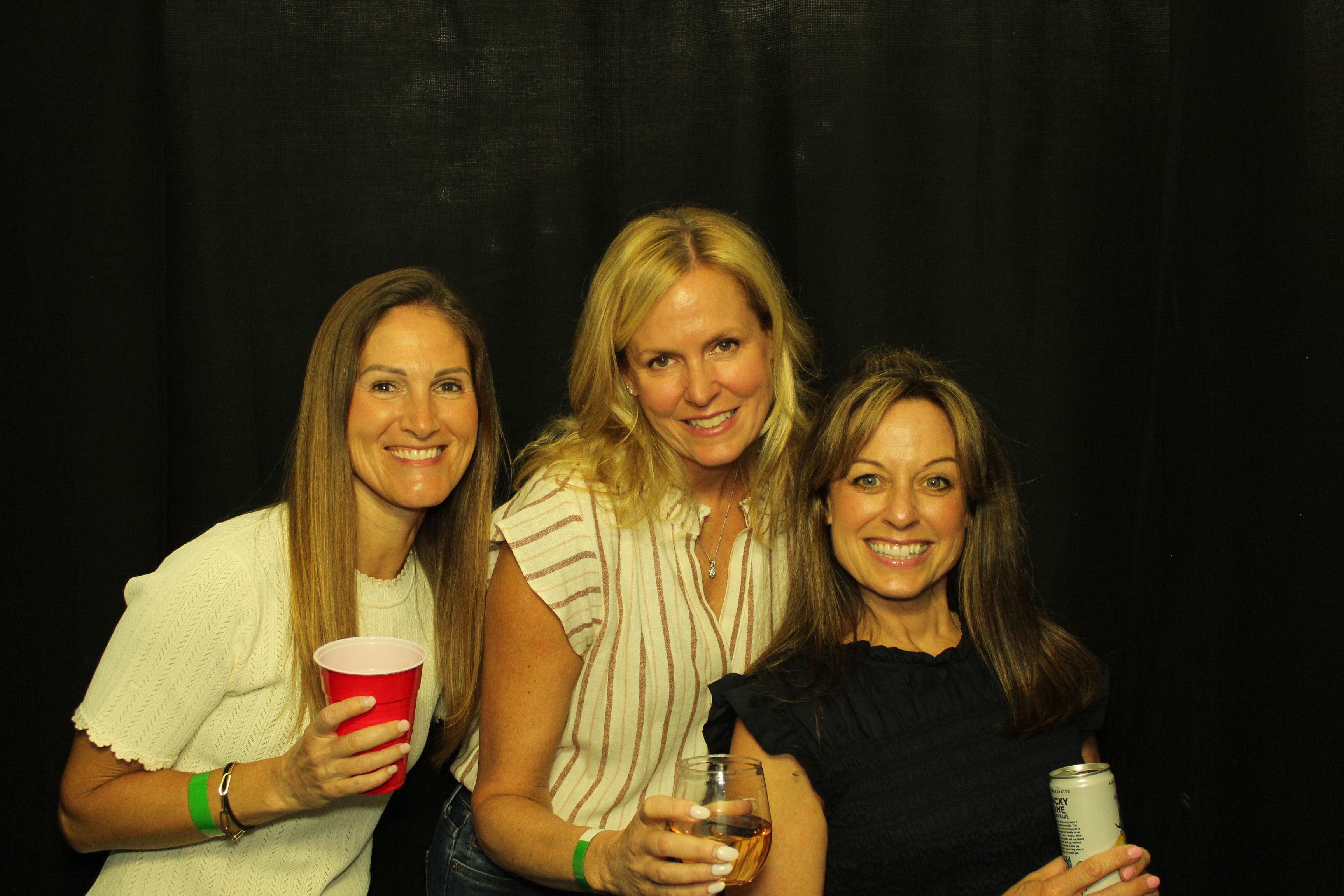 Tennis Club Closing Party | View more photos from the event at gallery.photoboothcincy.com/u/PhotoBoothCincy/Tennis-Club-Closing-Party