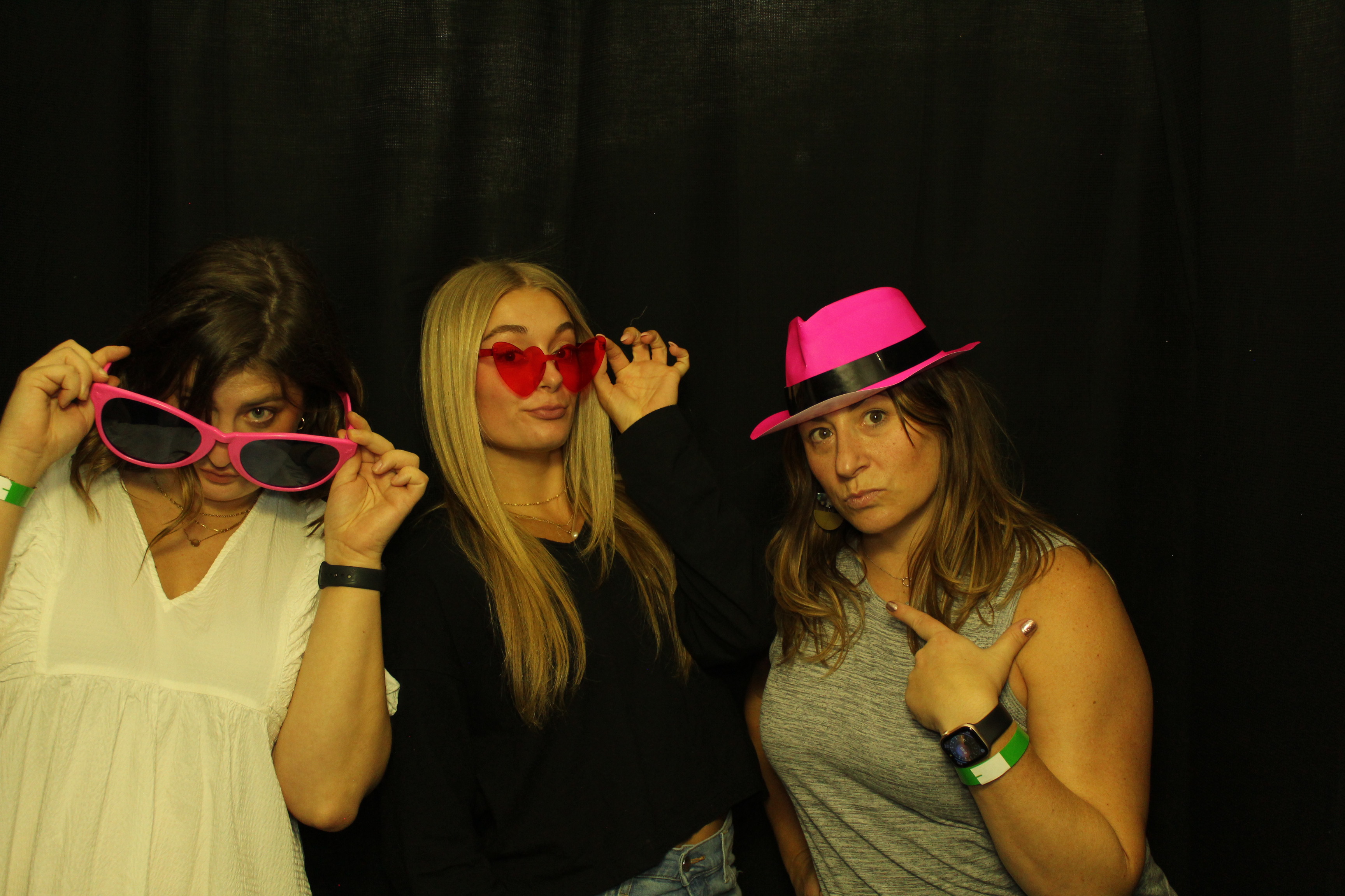 Tennis Club Closing Party | View more photos from the event at gallery.photoboothcincy.com/u/PhotoBoothCincy/Tennis-Club-Closing-Party