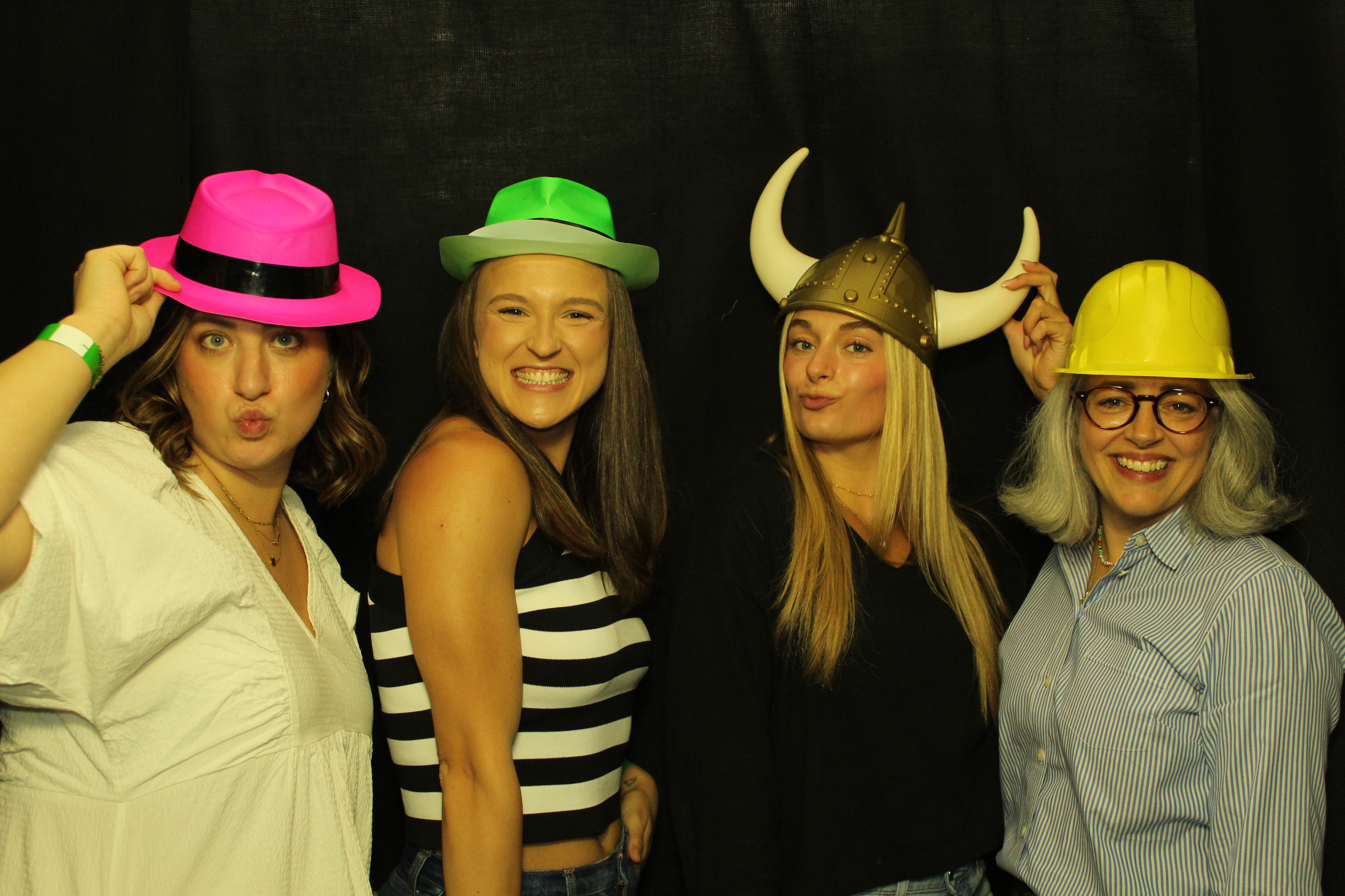Tennis Club Closing Party | View more photos from the event at gallery.photoboothcincy.com/u/PhotoBoothCincy/Tennis-Club-Closing-Party
