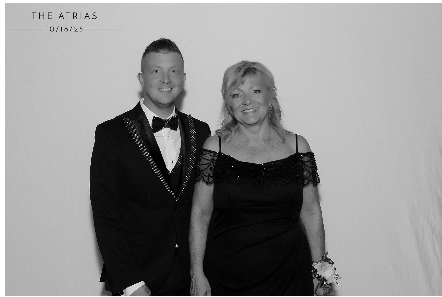The Atria's | View more photos from the event at gallery.photoboothcincy.com/u/PhotoBoothCincy/The-Atrias