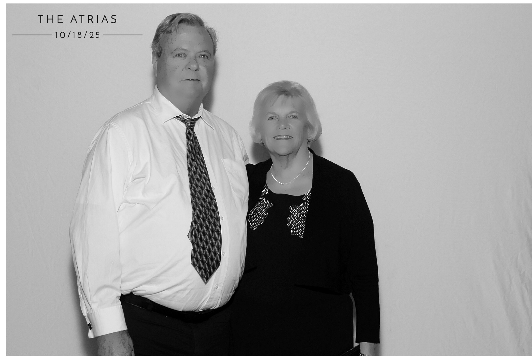 The Atria's | View more photos from the event at gallery.photoboothcincy.com/u/PhotoBoothCincy/The-Atrias
