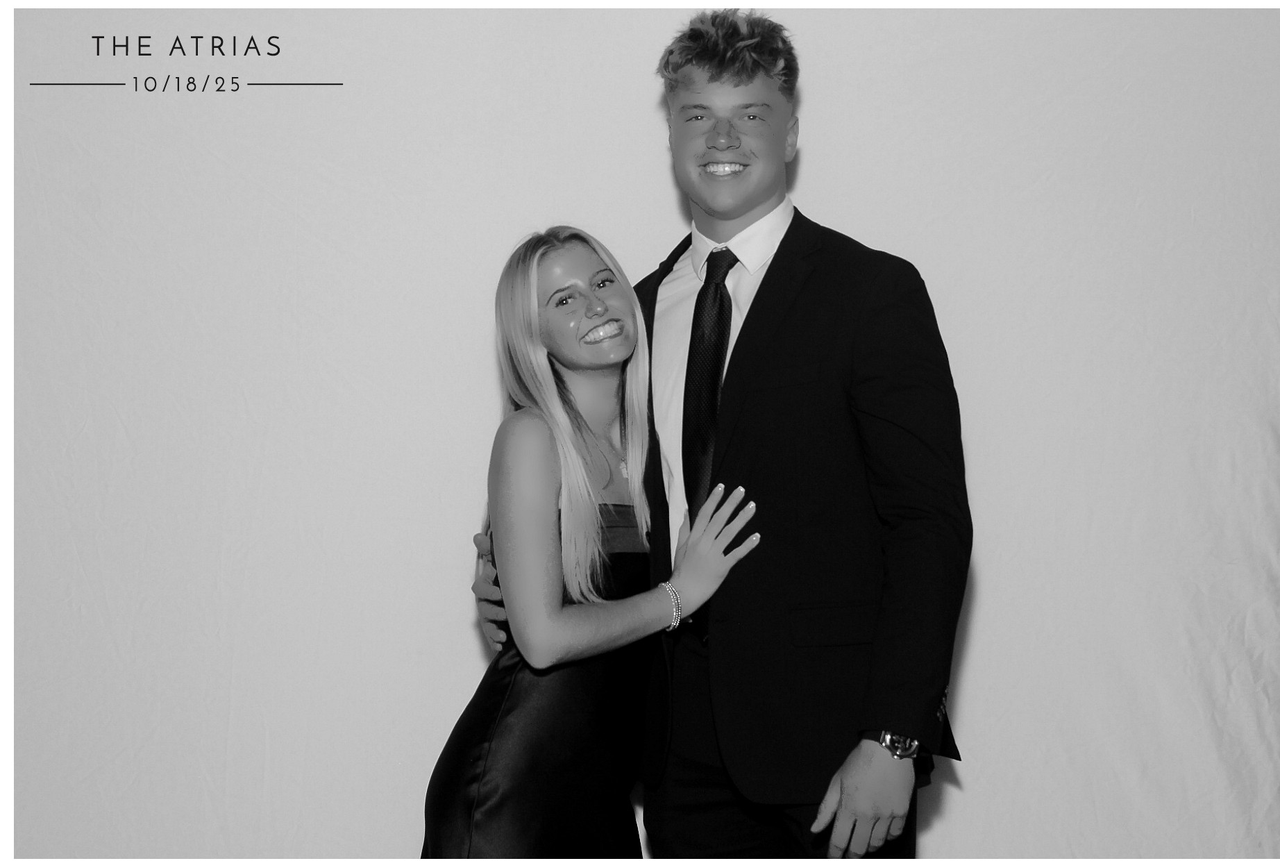 The Atria's | View more photos from the event at gallery.photoboothcincy.com/u/PhotoBoothCincy/The-Atrias