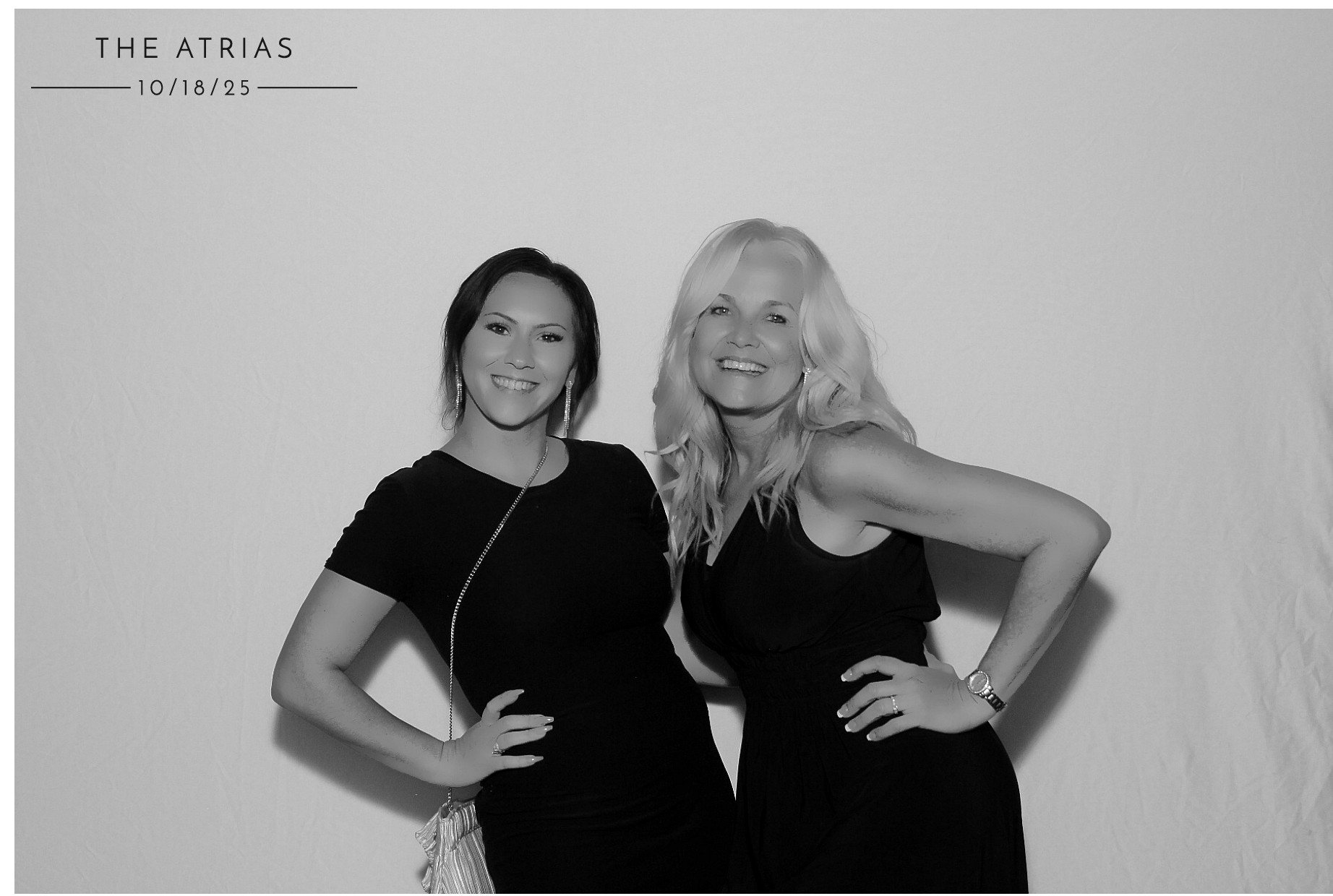 The Atria's | View more photos from the event at gallery.photoboothcincy.com/u/PhotoBoothCincy/The-Atrias