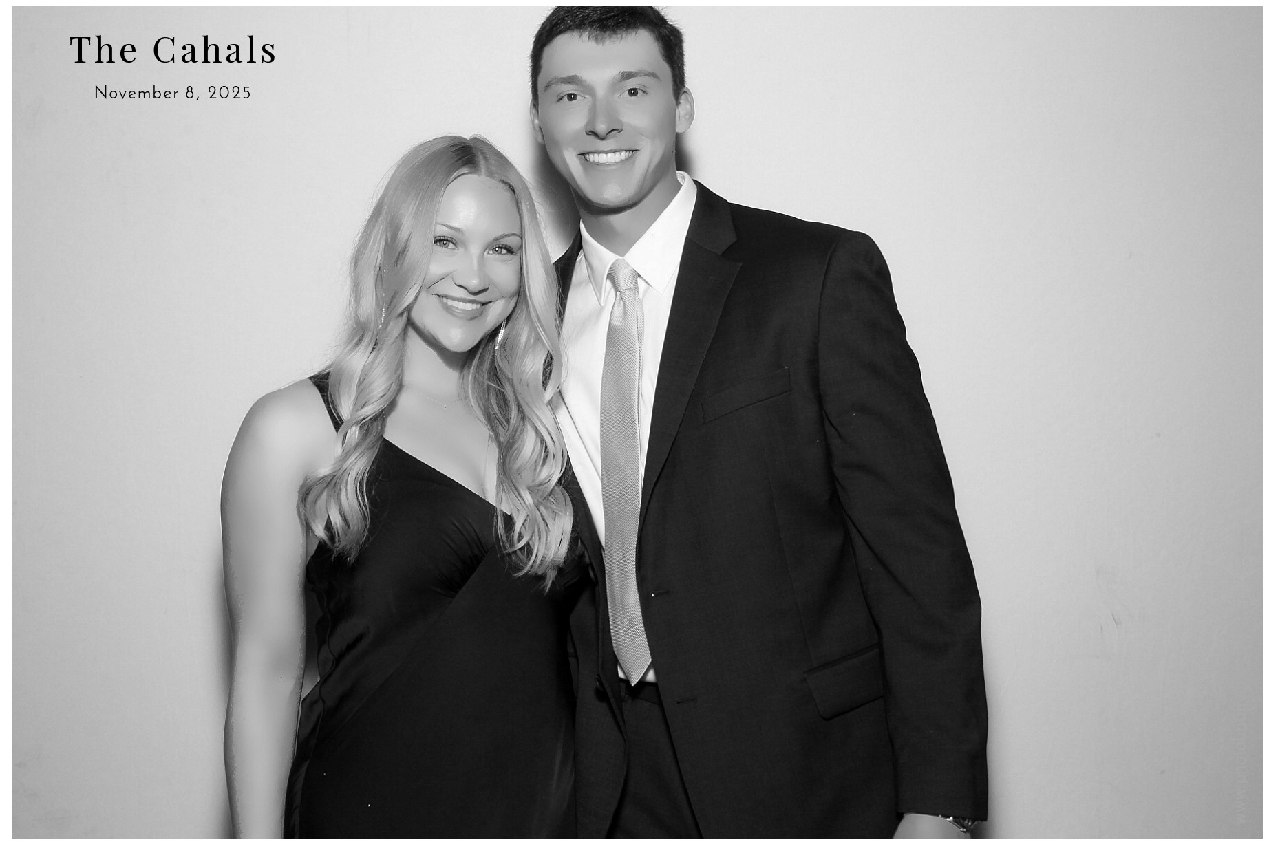 The Cahal's  | View more photos from the event at gallery.photoboothcincy.com/u/PhotoBoothCincy/The-Cahals