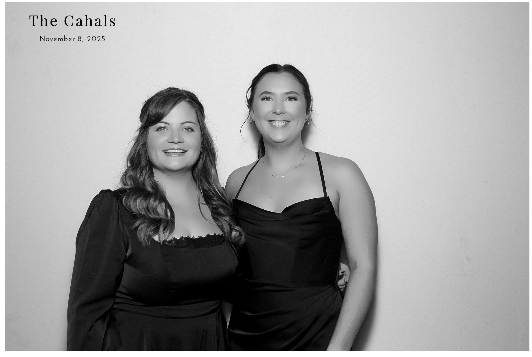 The Cahal's  | View more photos from the event at gallery.photoboothcincy.com/u/PhotoBoothCincy/The-Cahals