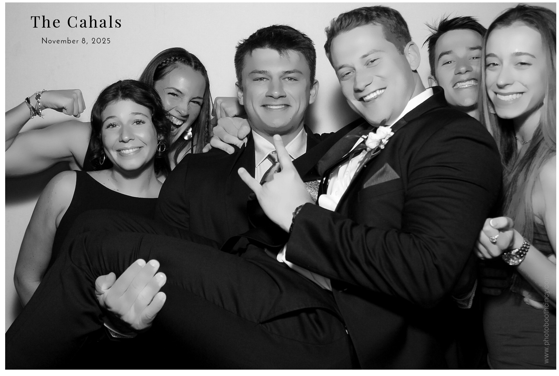 The Cahal's  | View more photos from the event at gallery.photoboothcincy.com/u/PhotoBoothCincy/The-Cahals