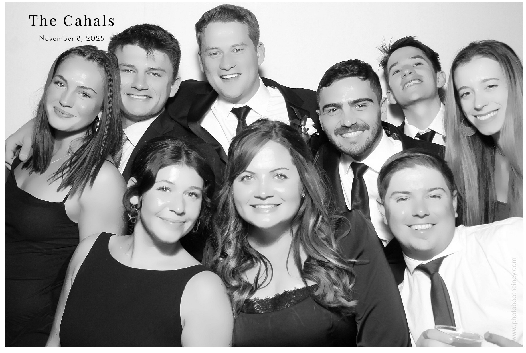 The Cahal's  | View more photos from the event at gallery.photoboothcincy.com/u/PhotoBoothCincy/The-Cahals