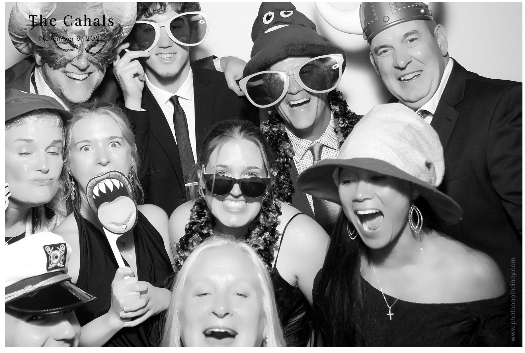 The Cahal's  | View more photos from the event at gallery.photoboothcincy.com/u/PhotoBoothCincy/The-Cahals