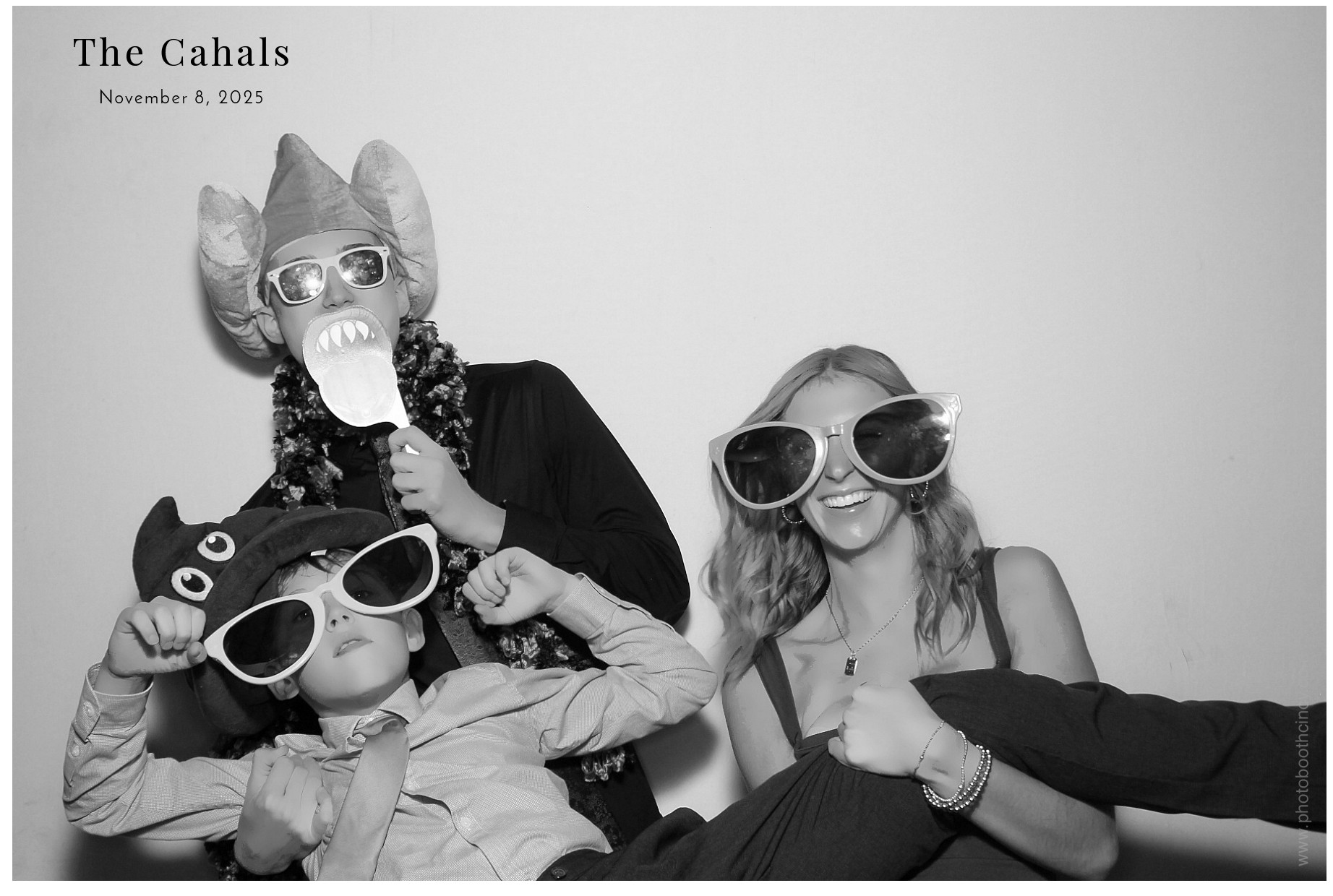 The Cahal's  | View more photos from the event at gallery.photoboothcincy.com/u/PhotoBoothCincy/The-Cahals