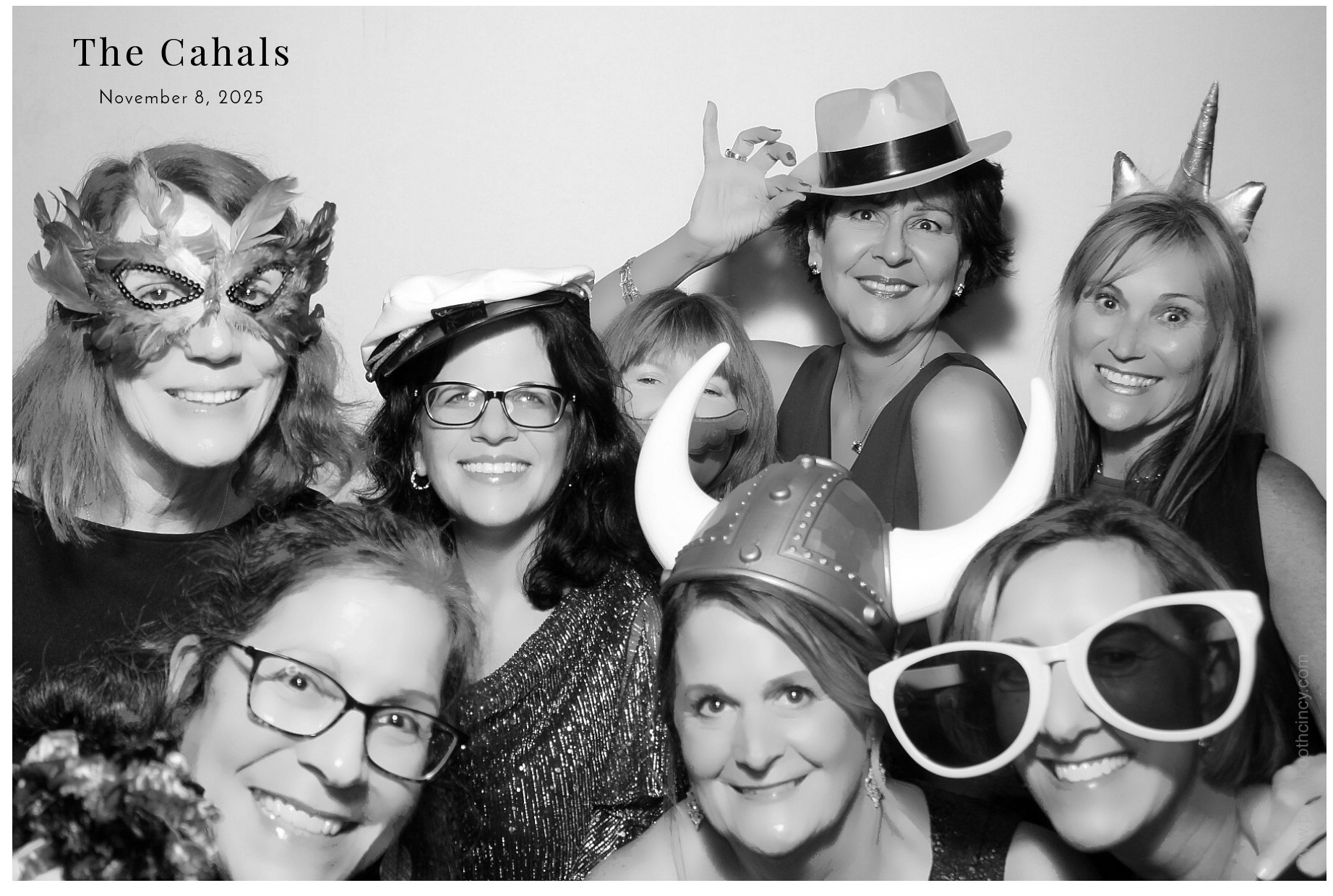 The Cahal's  | View more photos from the event at gallery.photoboothcincy.com/u/PhotoBoothCincy/The-Cahals