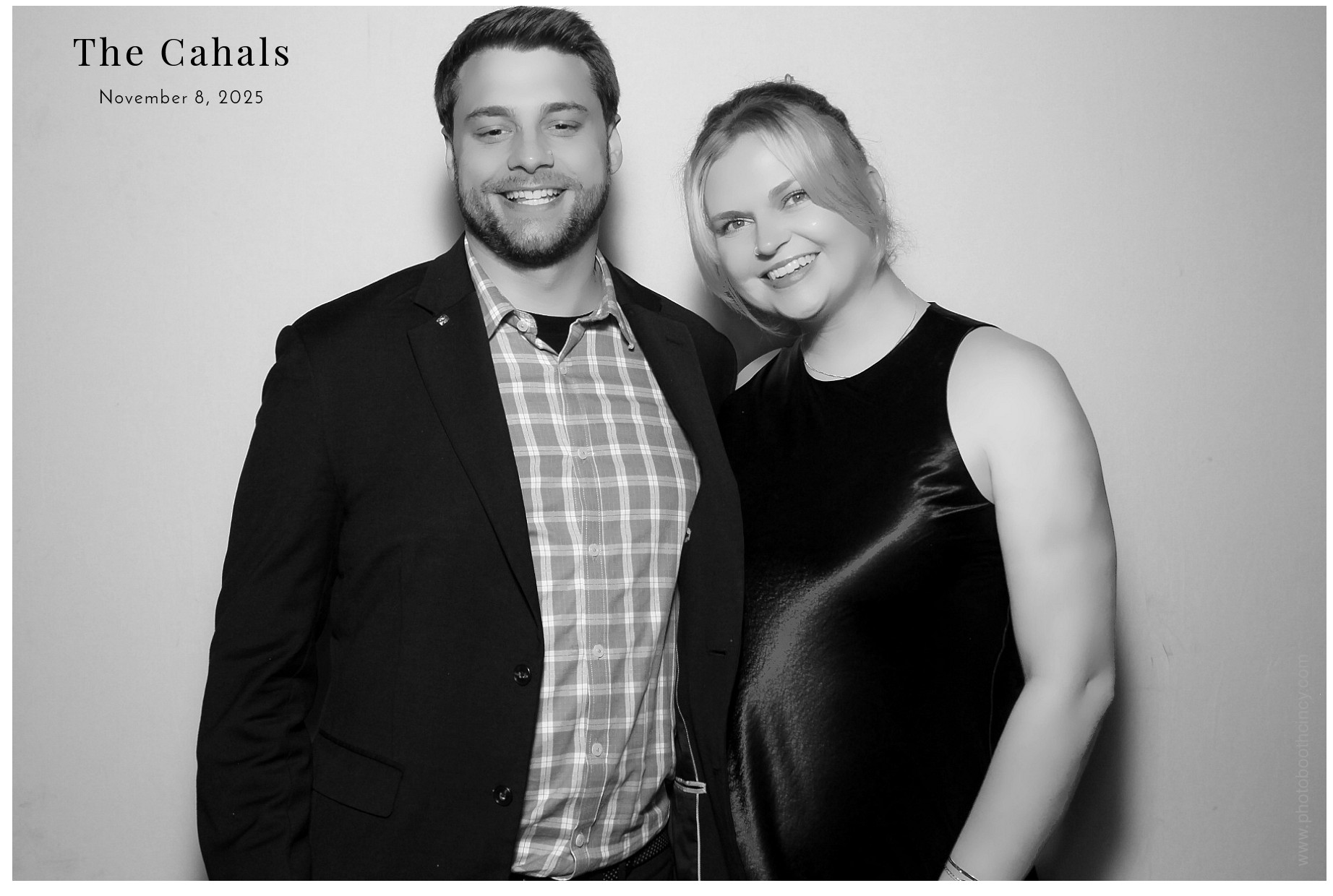 The Cahal's  | View more photos from the event at gallery.photoboothcincy.com/u/PhotoBoothCincy/The-Cahals