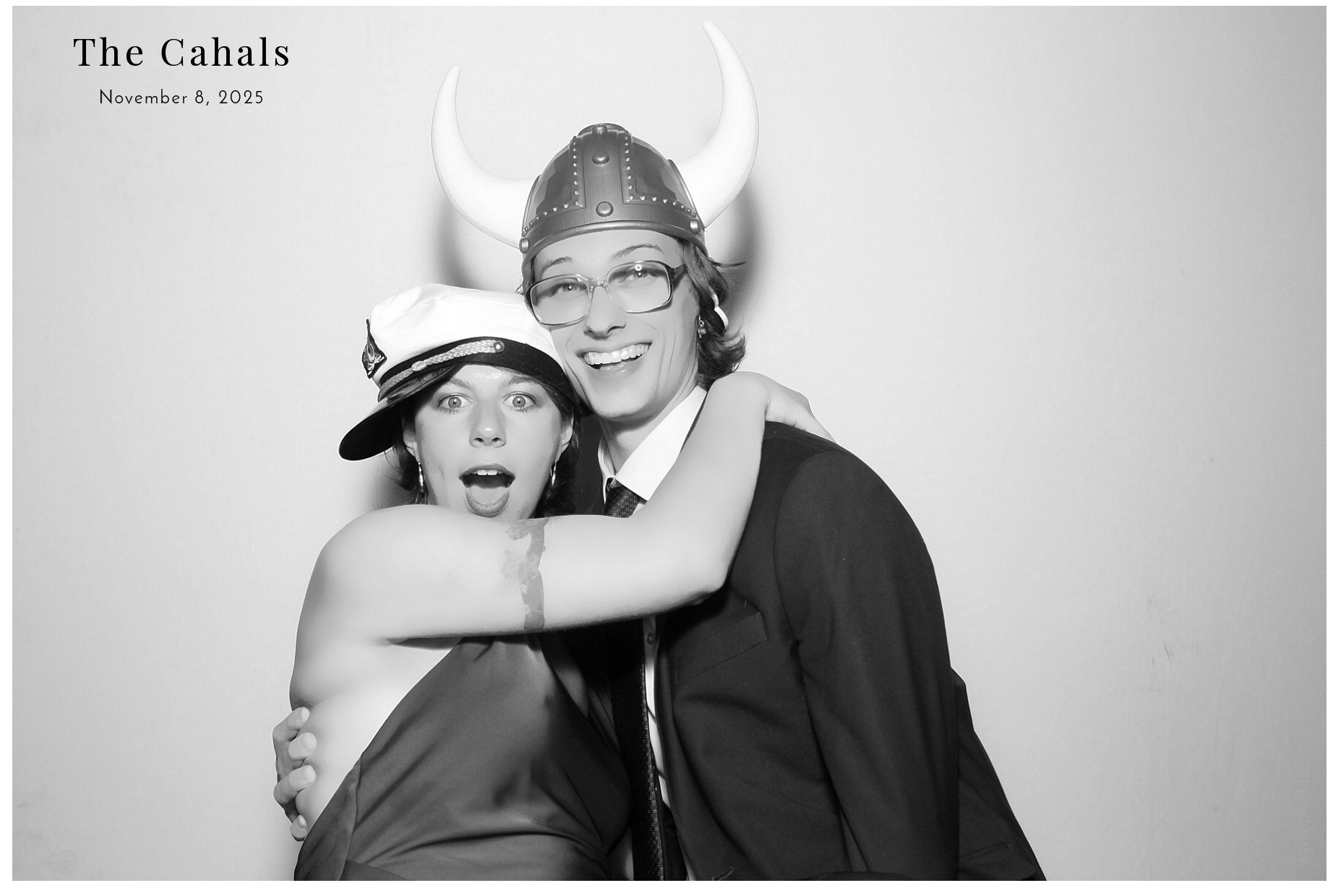 The Cahal's  | View more photos from the event at gallery.photoboothcincy.com/u/PhotoBoothCincy/The-Cahals