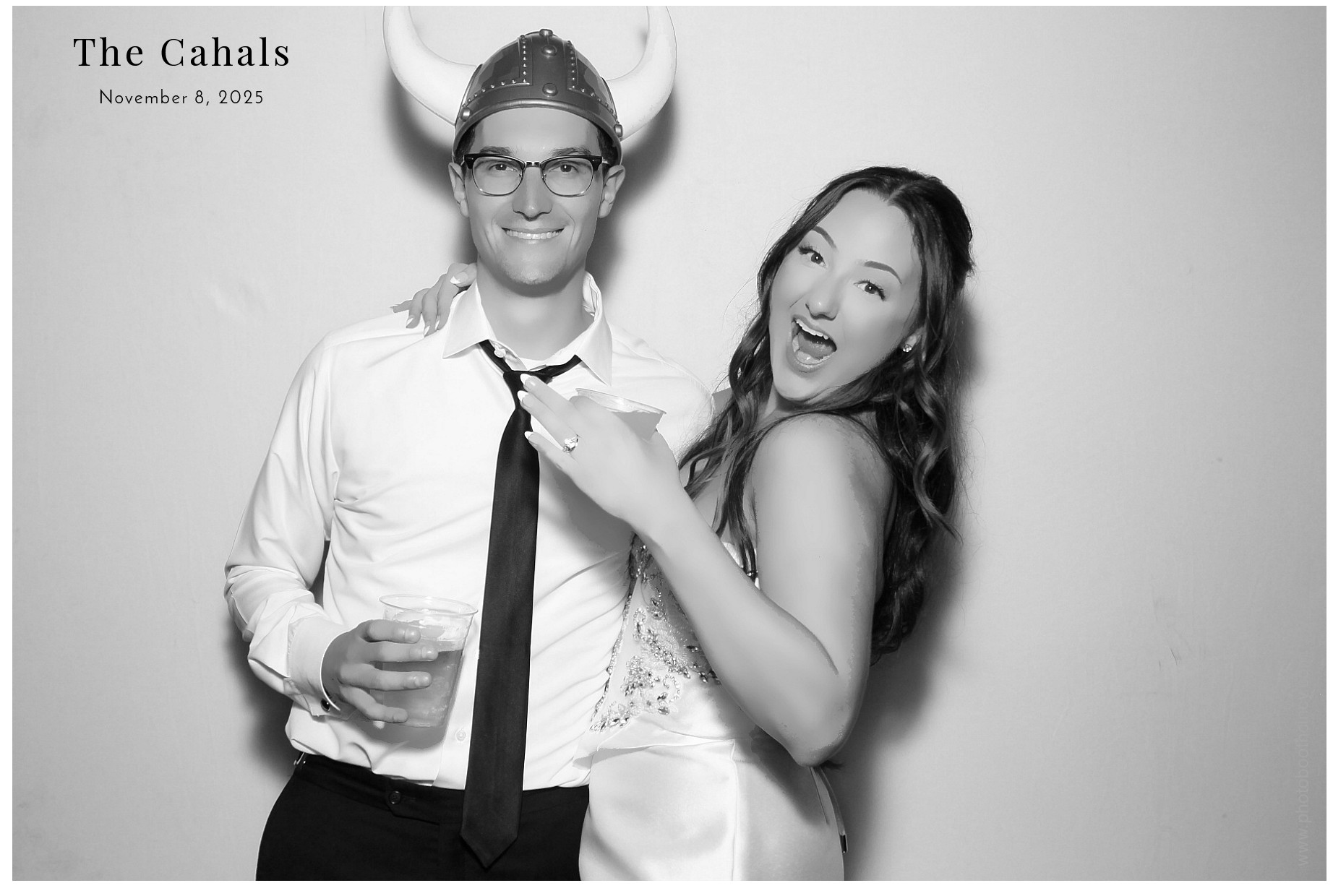 The Cahal's  | View more photos from the event at gallery.photoboothcincy.com/u/PhotoBoothCincy/The-Cahals