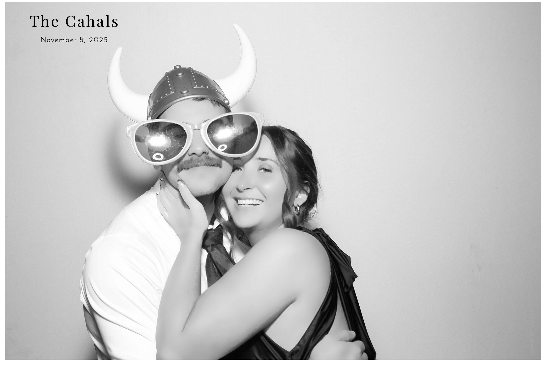 The Cahal's  | View more photos from the event at gallery.photoboothcincy.com/u/PhotoBoothCincy/The-Cahals