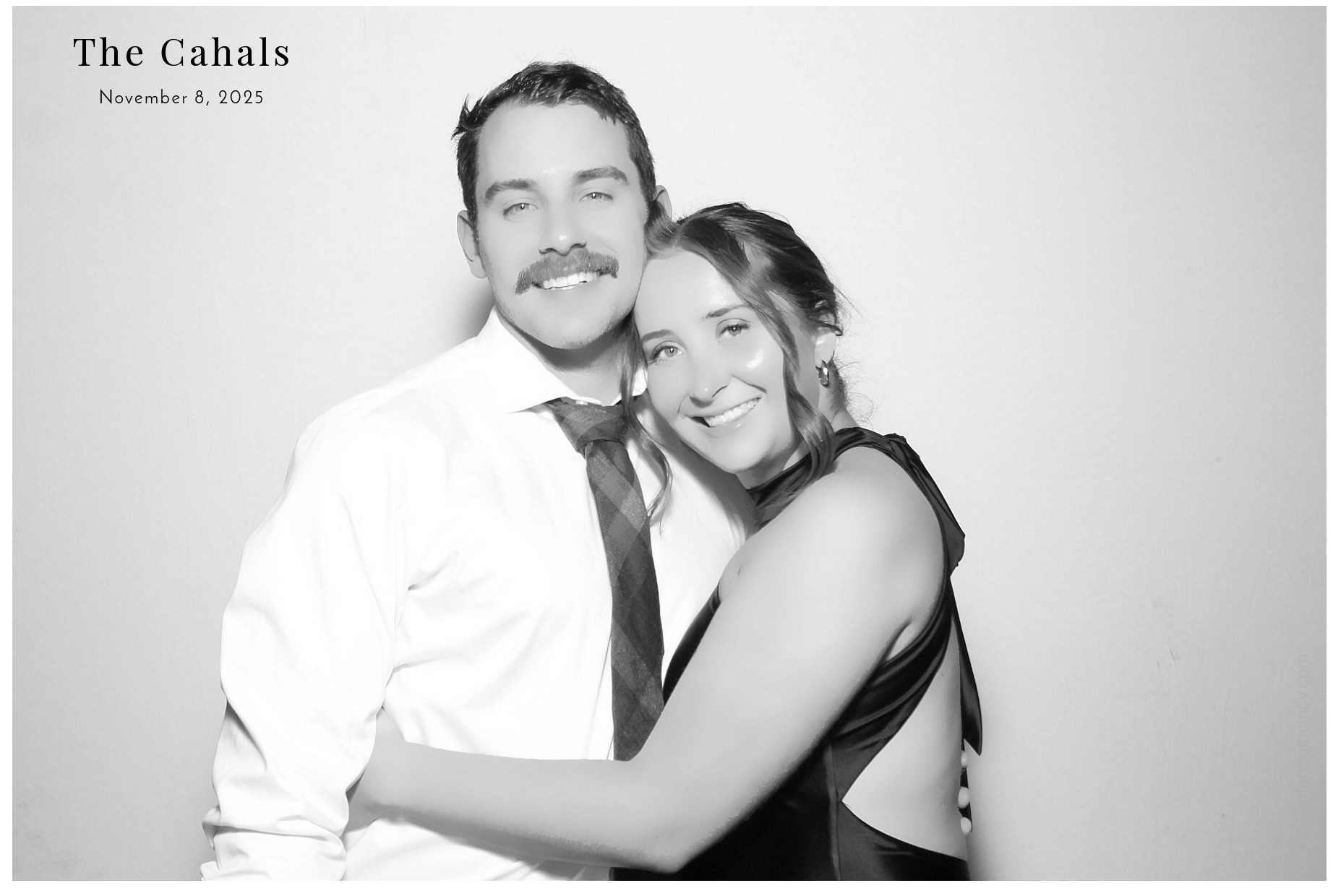 The Cahal's  | View more photos from the event at gallery.photoboothcincy.com/u/PhotoBoothCincy/The-Cahals