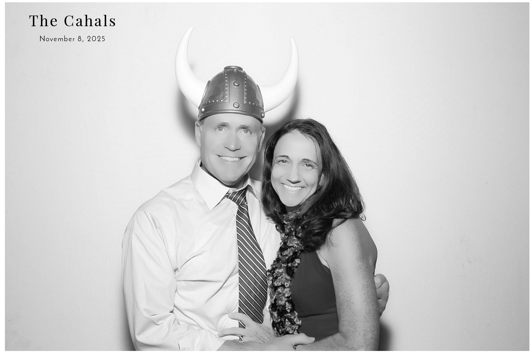 The Cahal's  | View more photos from the event at gallery.photoboothcincy.com/u/PhotoBoothCincy/The-Cahals