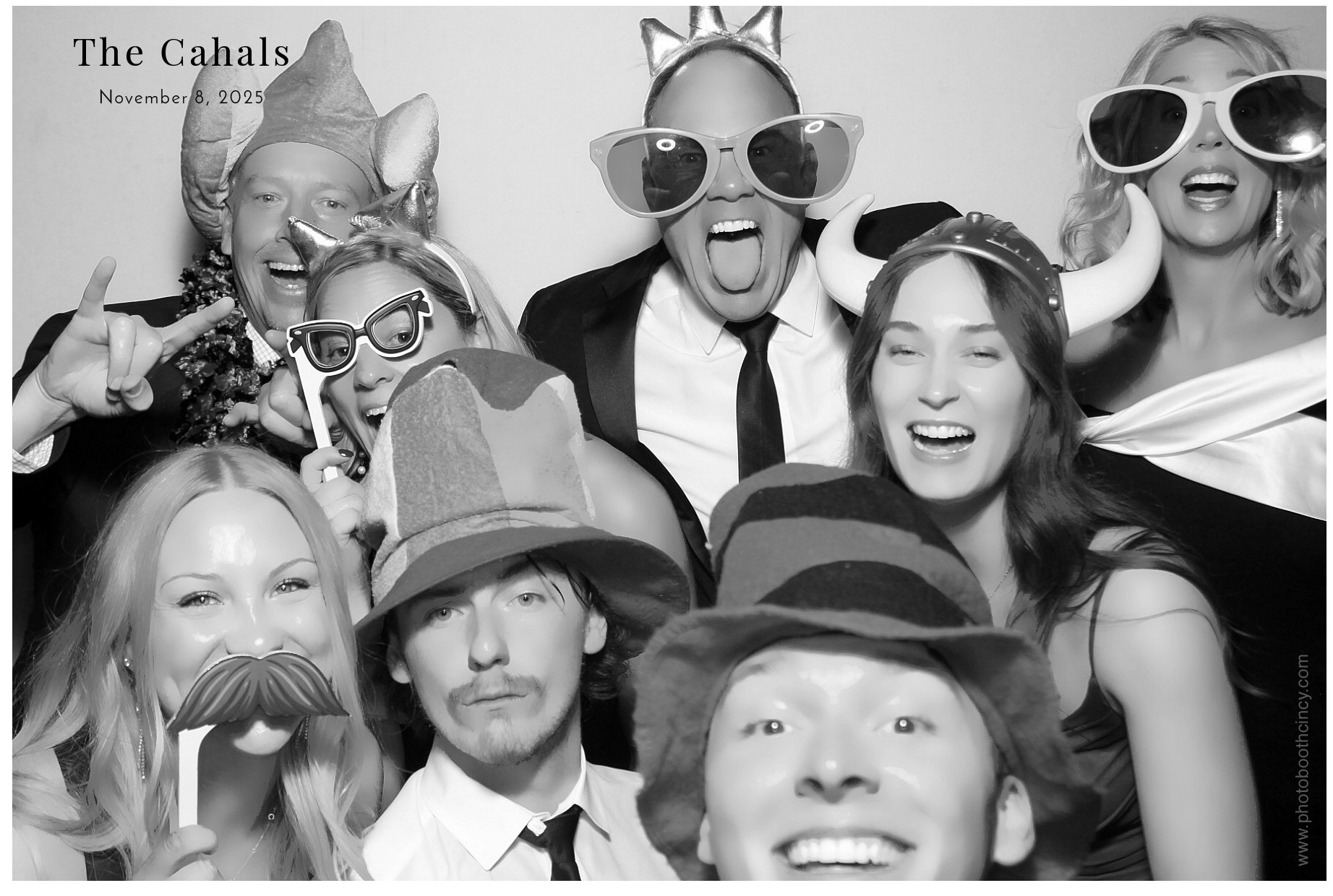 The Cahal's  | View more photos from the event at gallery.photoboothcincy.com/u/PhotoBoothCincy/The-Cahals