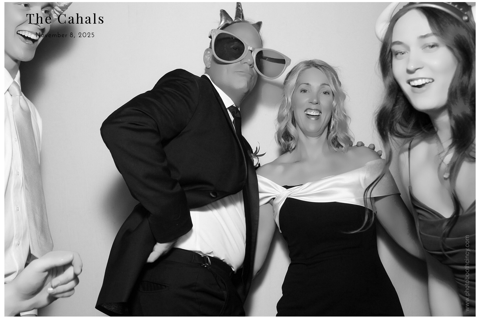 The Cahal's  | View more photos from the event at gallery.photoboothcincy.com/u/PhotoBoothCincy/The-Cahals