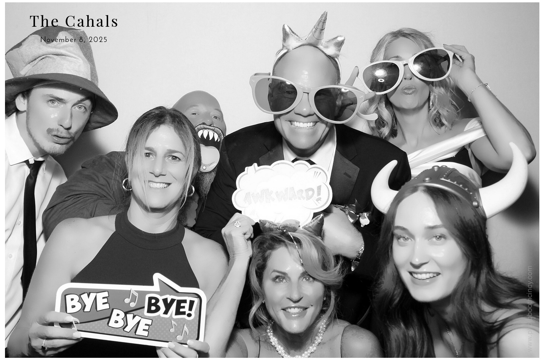 The Cahal's  | View more photos from the event at gallery.photoboothcincy.com/u/PhotoBoothCincy/The-Cahals