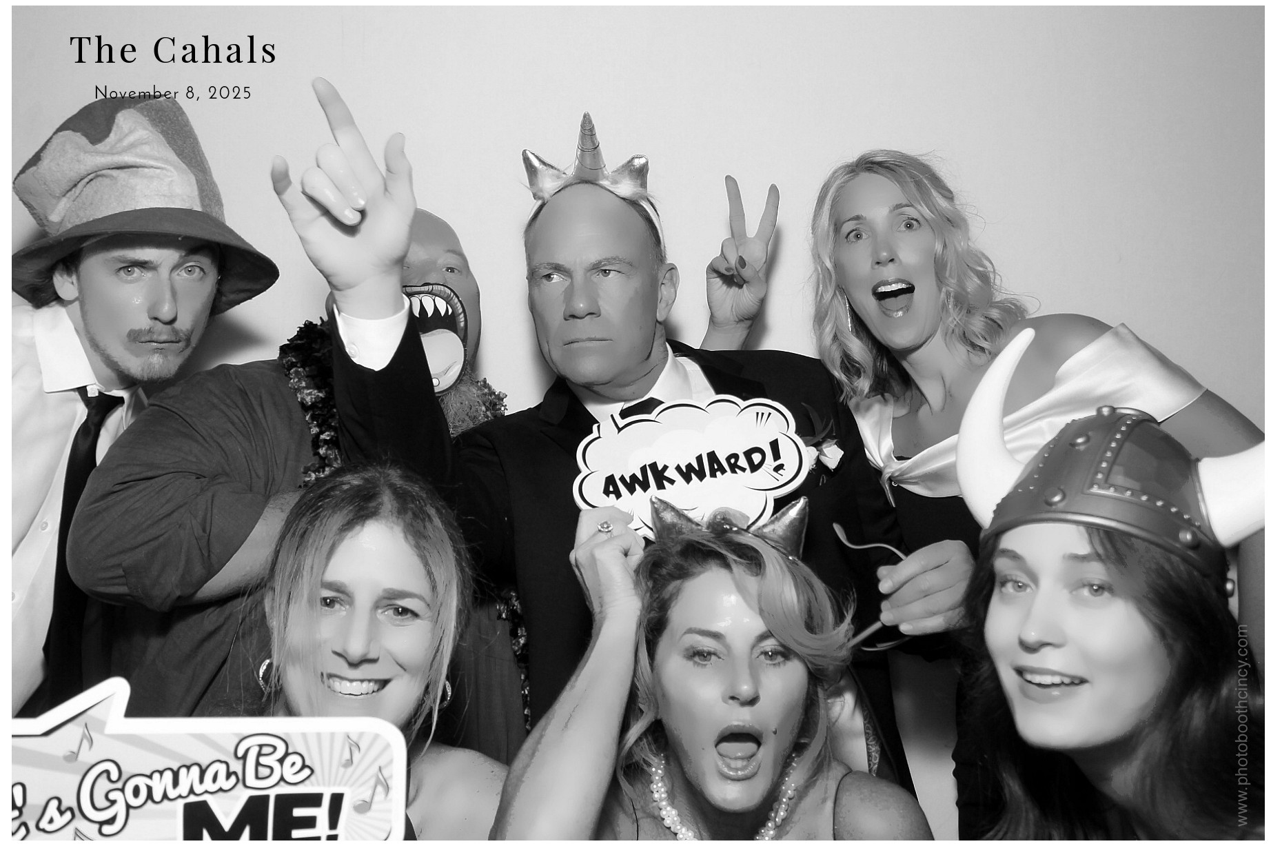The Cahal's  | View more photos from the event at gallery.photoboothcincy.com/u/PhotoBoothCincy/The-Cahals