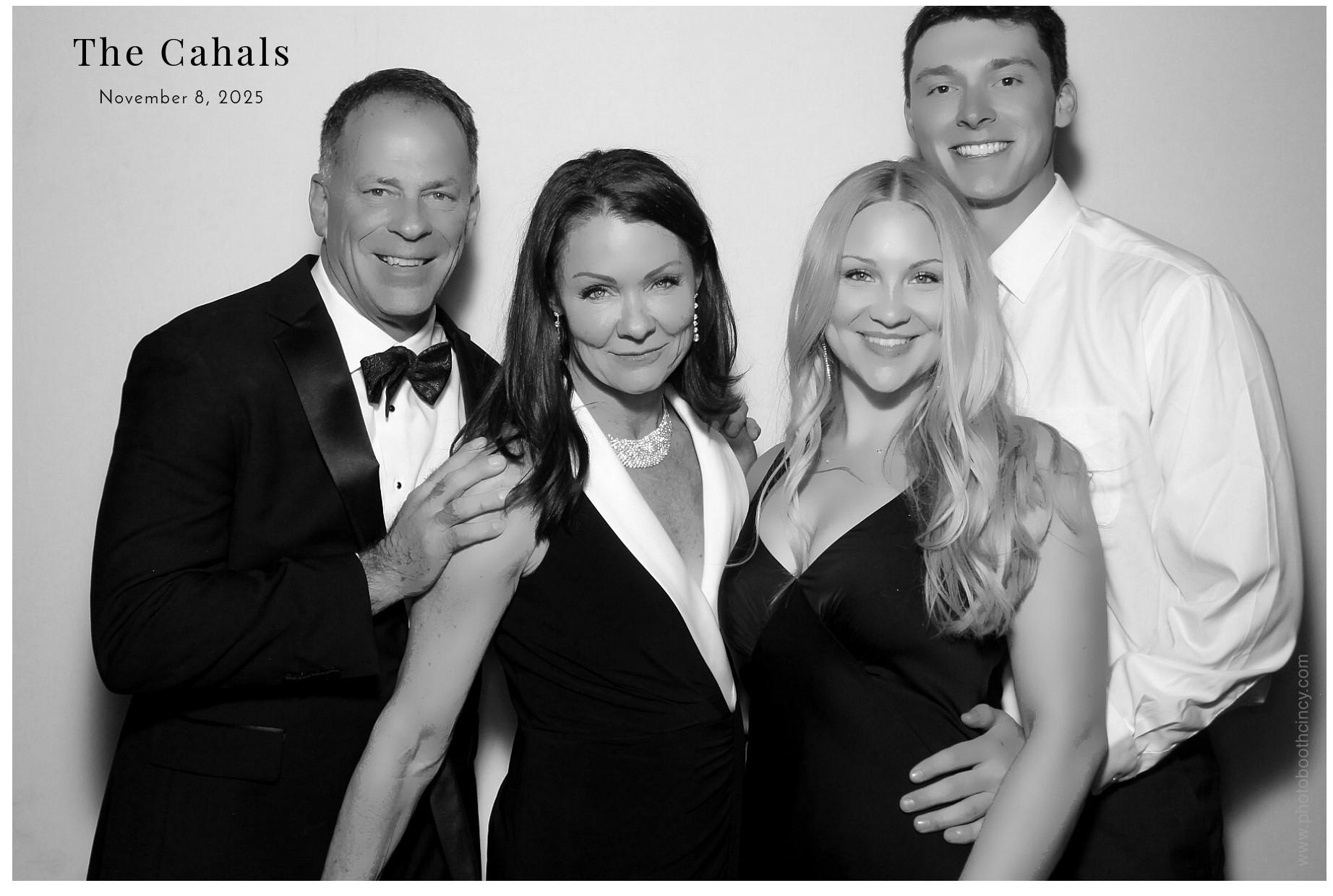 The Cahal's  | View more photos from the event at gallery.photoboothcincy.com/u/PhotoBoothCincy/The-Cahals