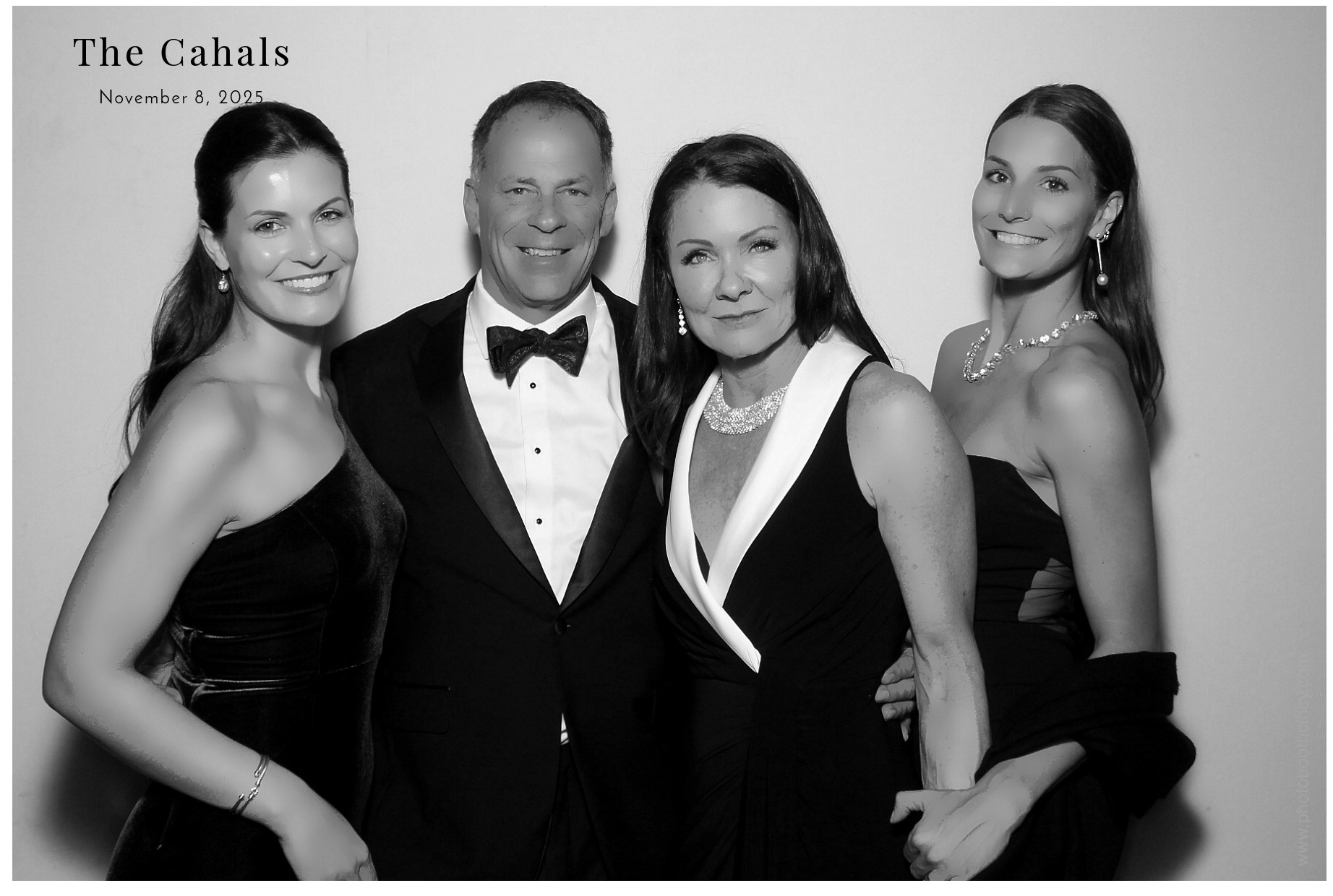 The Cahal's  | View more photos from the event at gallery.photoboothcincy.com/u/PhotoBoothCincy/The-Cahals