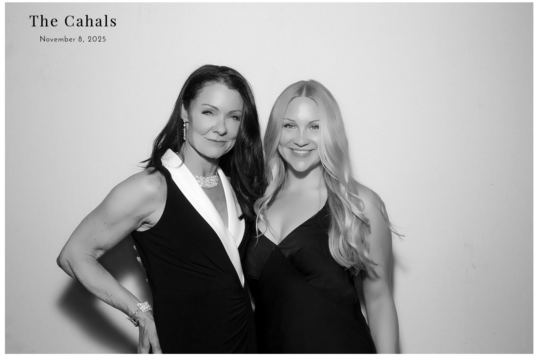 The Cahal's  | View more photos from the event at gallery.photoboothcincy.com/u/PhotoBoothCincy/The-Cahals