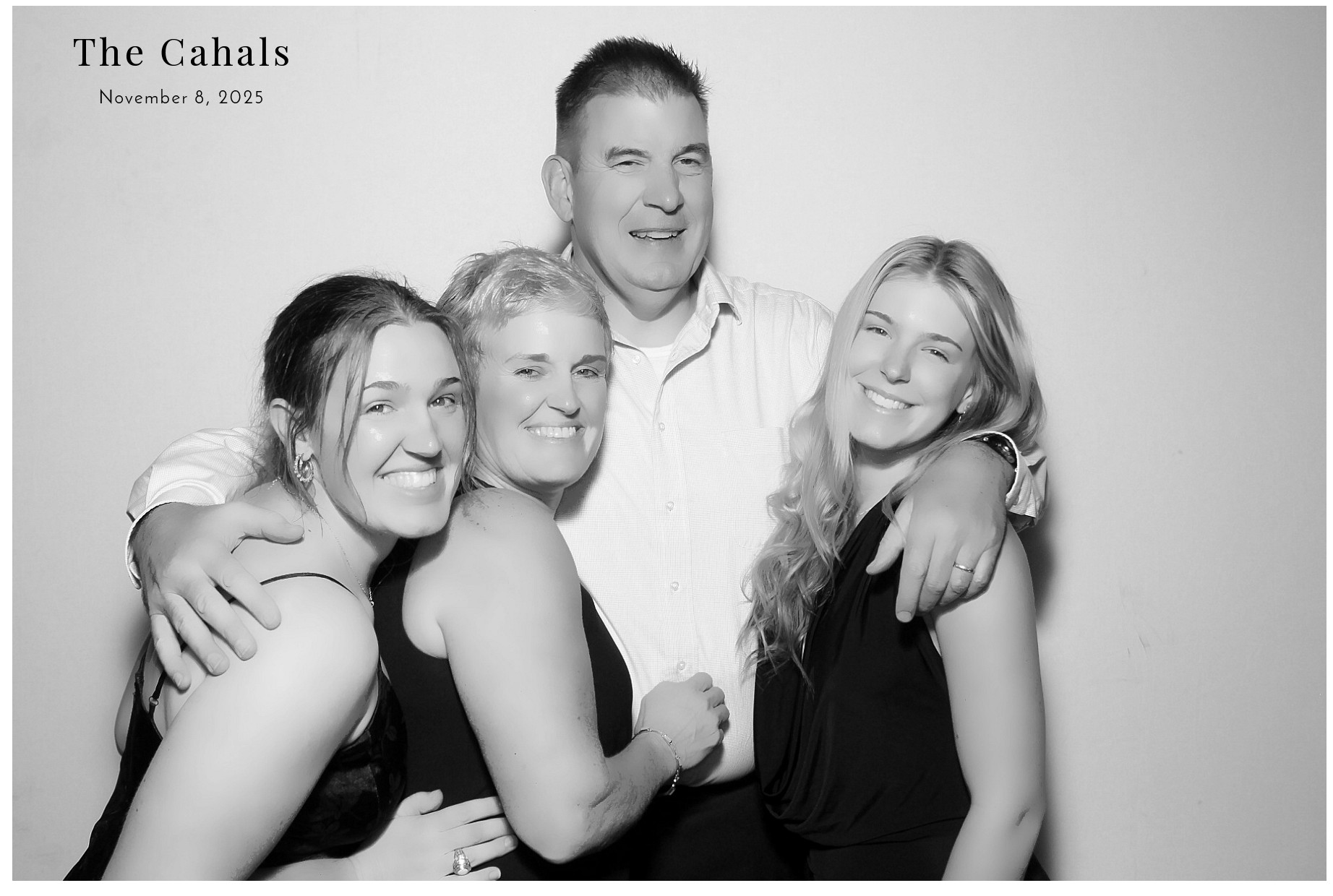The Cahal's  | View more photos from the event at gallery.photoboothcincy.com/u/PhotoBoothCincy/The-Cahals