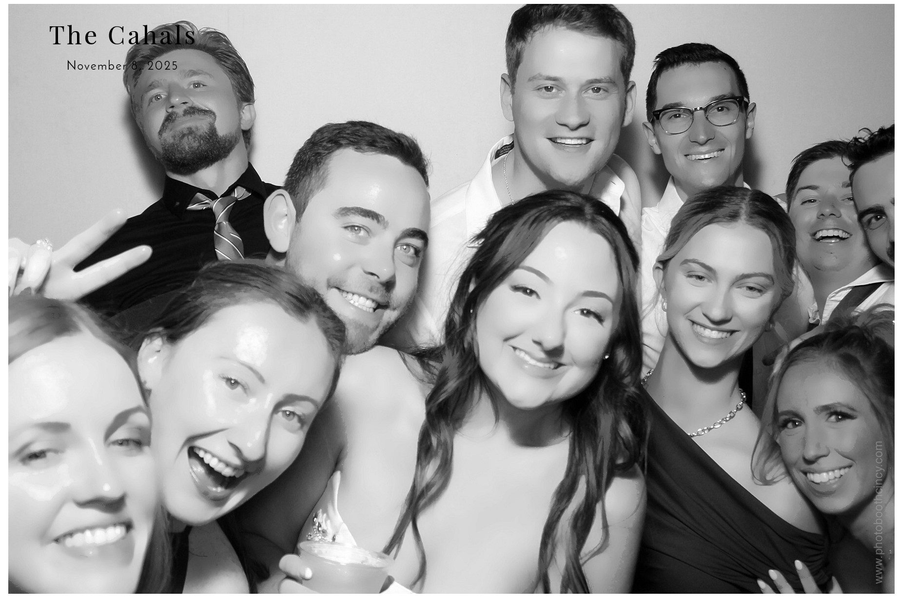 The Cahal's  | View more photos from the event at gallery.photoboothcincy.com/u/PhotoBoothCincy/The-Cahals