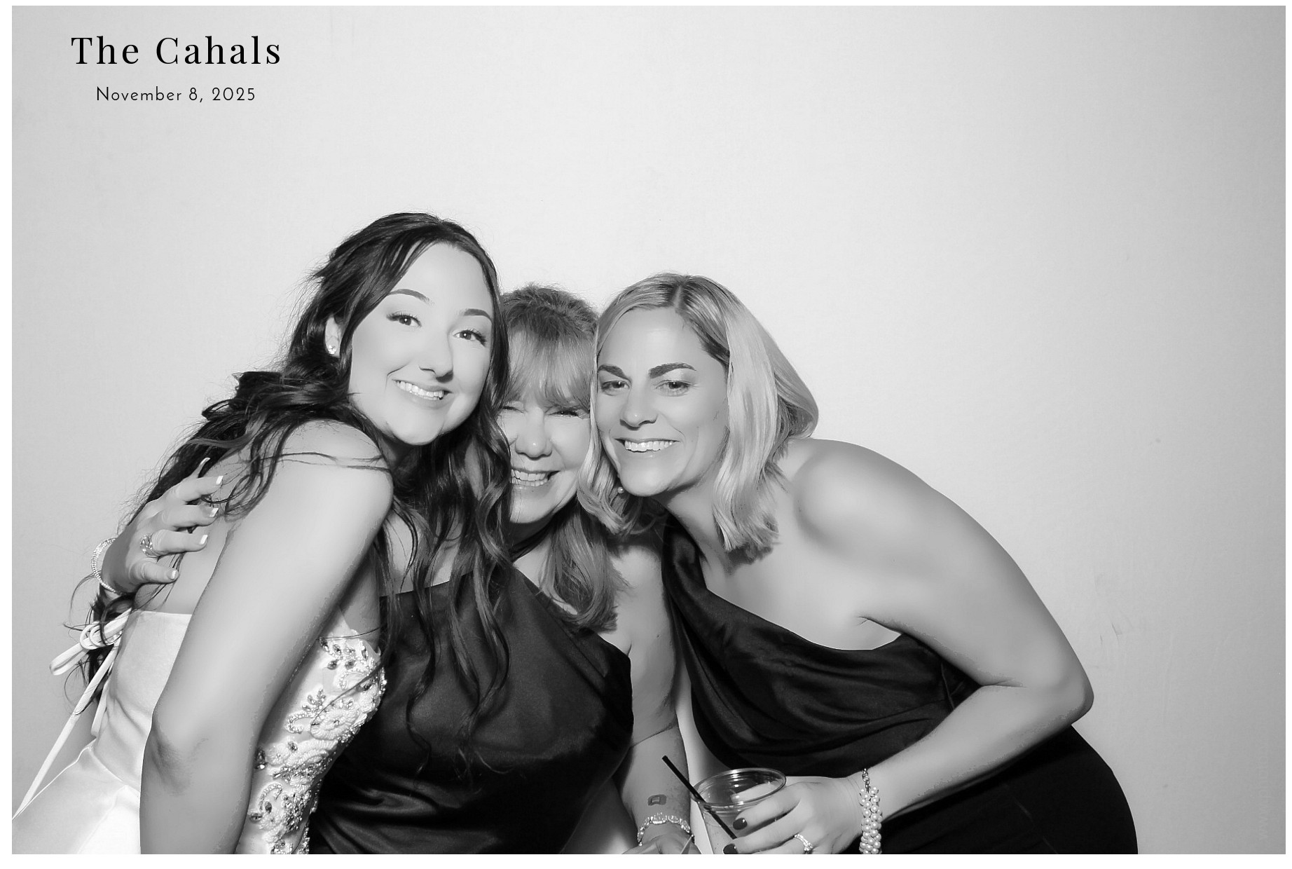 The Cahal's  | View more photos from the event at gallery.photoboothcincy.com/u/PhotoBoothCincy/The-Cahals