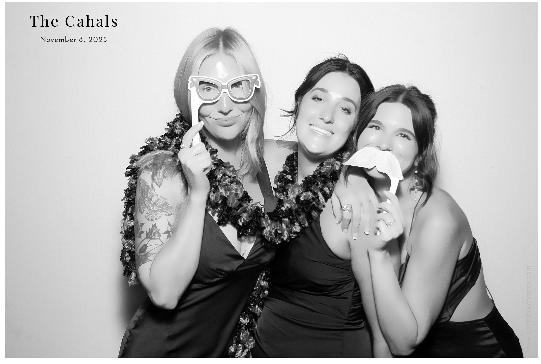 The Cahal's  | View more photos from the event at gallery.photoboothcincy.com/u/PhotoBoothCincy/The-Cahals