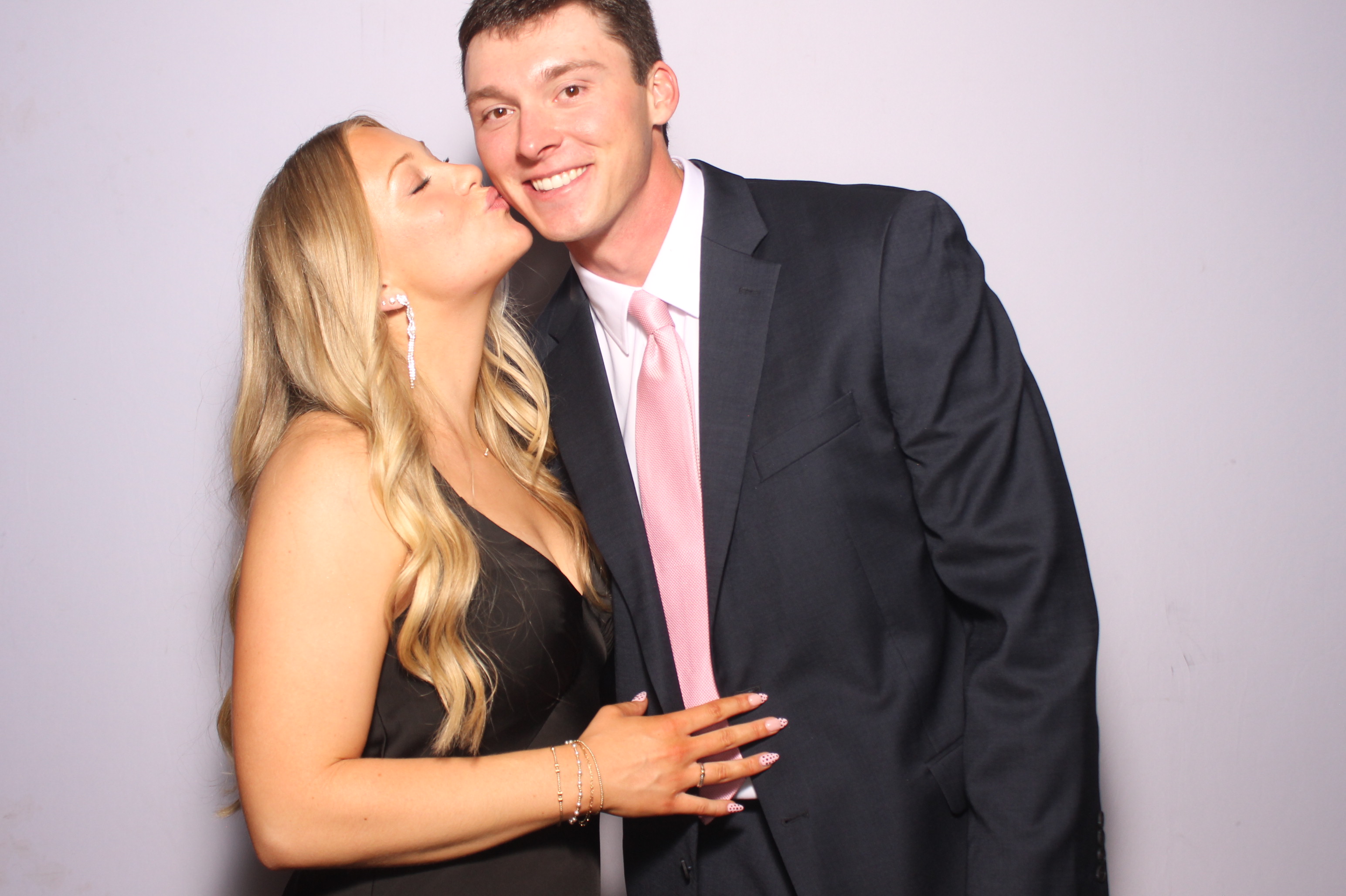 The Cahal's  | View more photos from the event at gallery.photoboothcincy.com/u/PhotoBoothCincy/The-Cahals