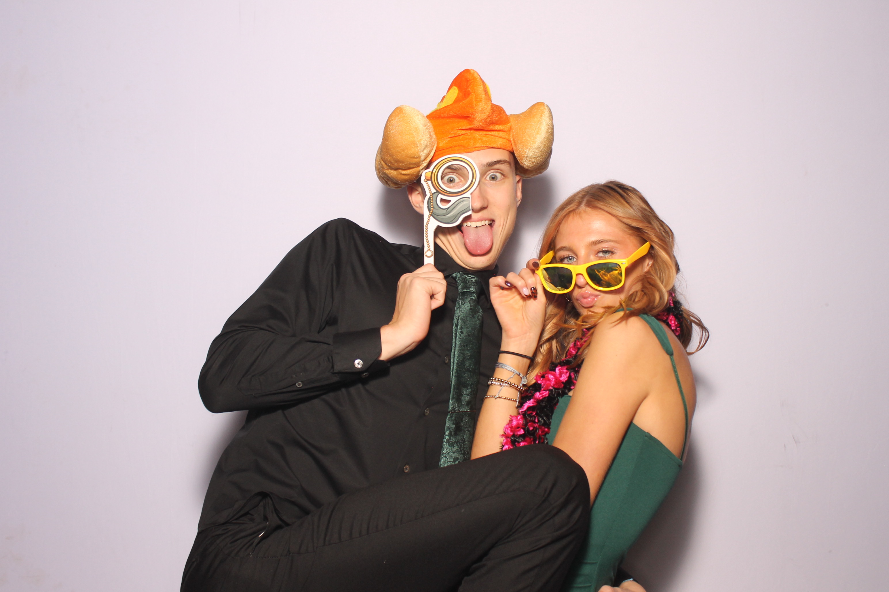 The Cahal's  | View more photos from the event at gallery.photoboothcincy.com/u/PhotoBoothCincy/The-Cahals