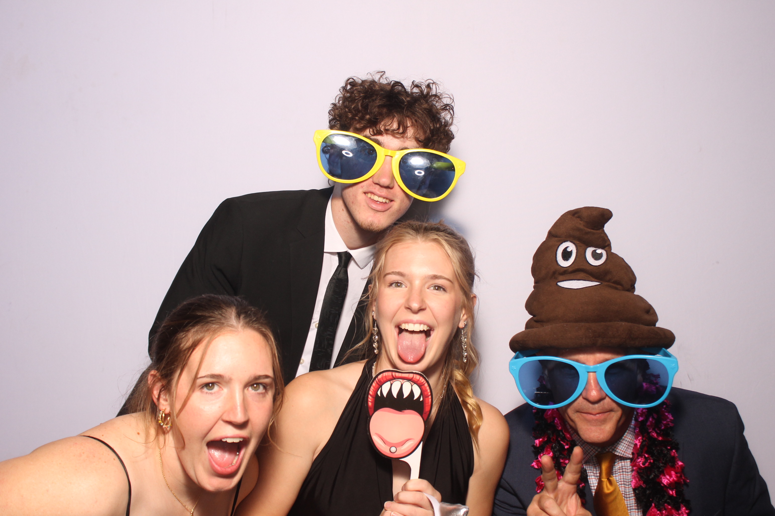 The Cahal's  | View more photos from the event at gallery.photoboothcincy.com/u/PhotoBoothCincy/The-Cahals