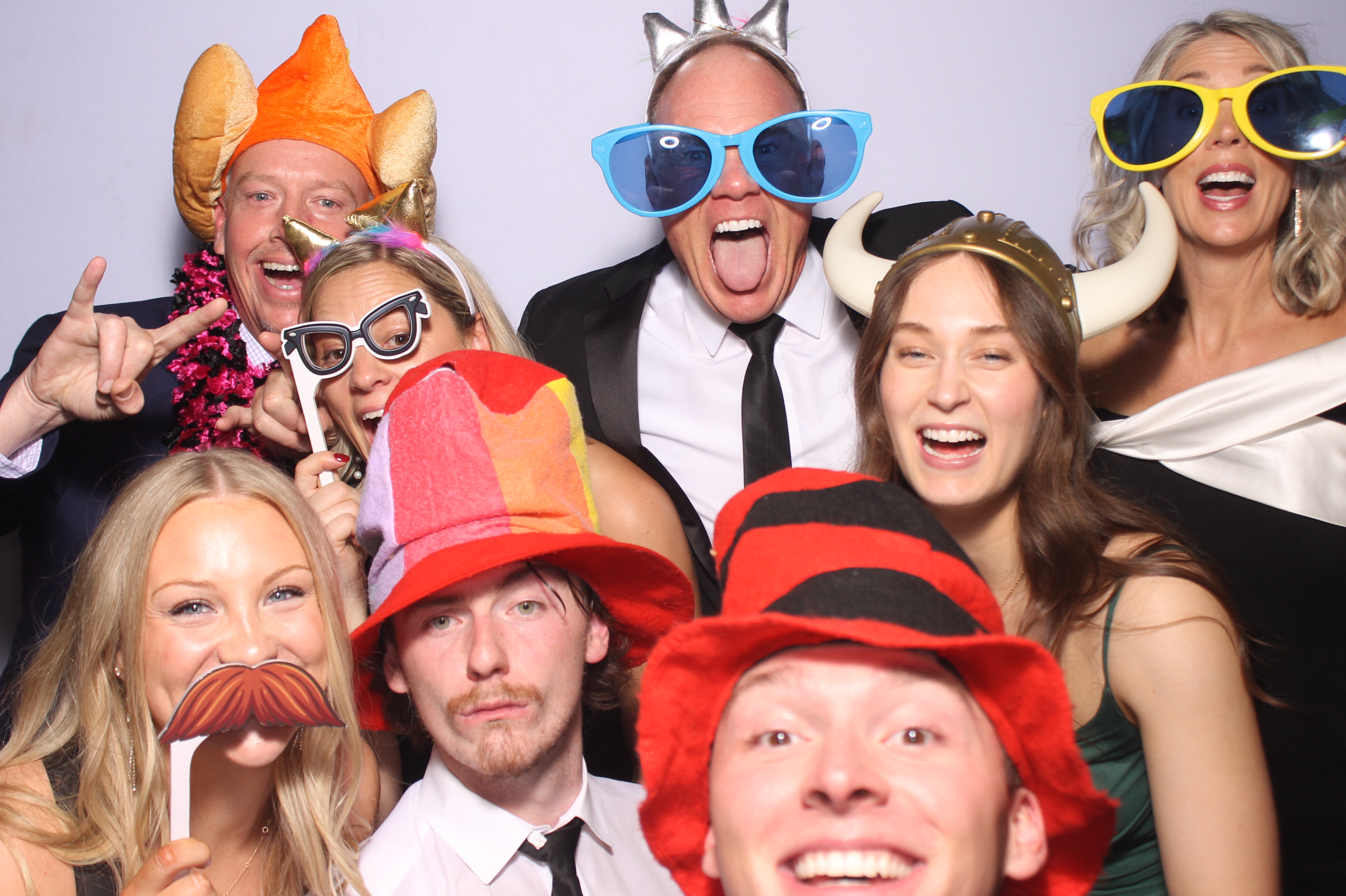 The Cahal's  | View more photos from the event at gallery.photoboothcincy.com/u/PhotoBoothCincy/The-Cahals