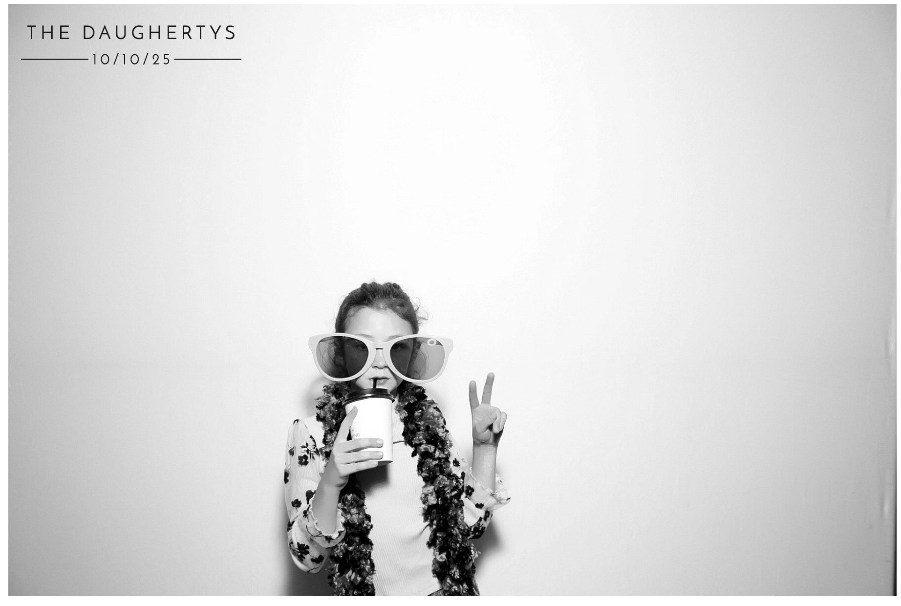 The Daugherty's | View more photos from the event at gallery.photoboothcincy.com/u/PhotoBoothCincy/The-Daughertys